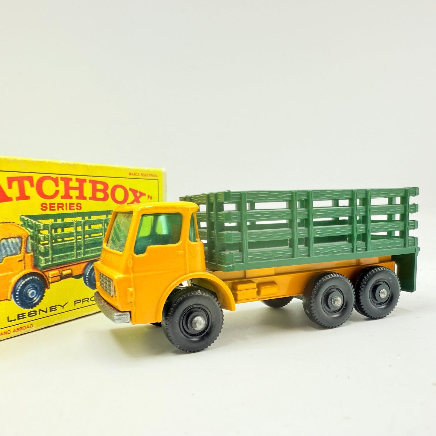 Matchbox Lesney 4d Dodge Stake Truck - Magic Matchbox