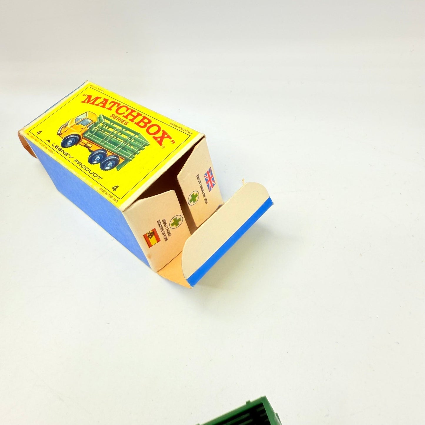 Matchbox Lesney 4d Dodge Stake Truck - Magic Matchbox