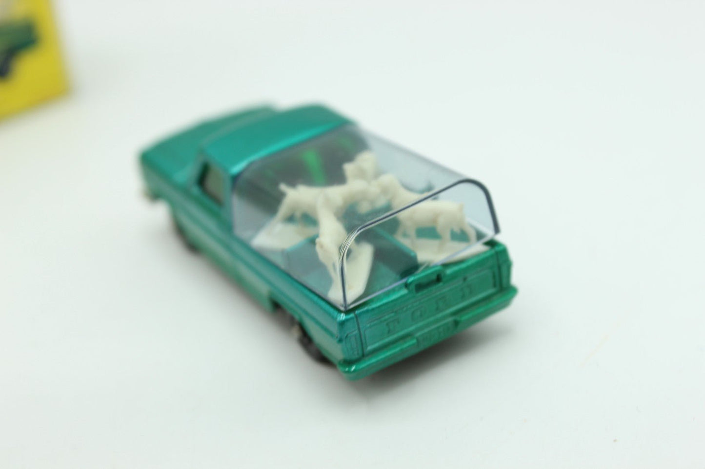 Matchbox Lesney 50c Ford Kennel Truck - Magic Matchbox