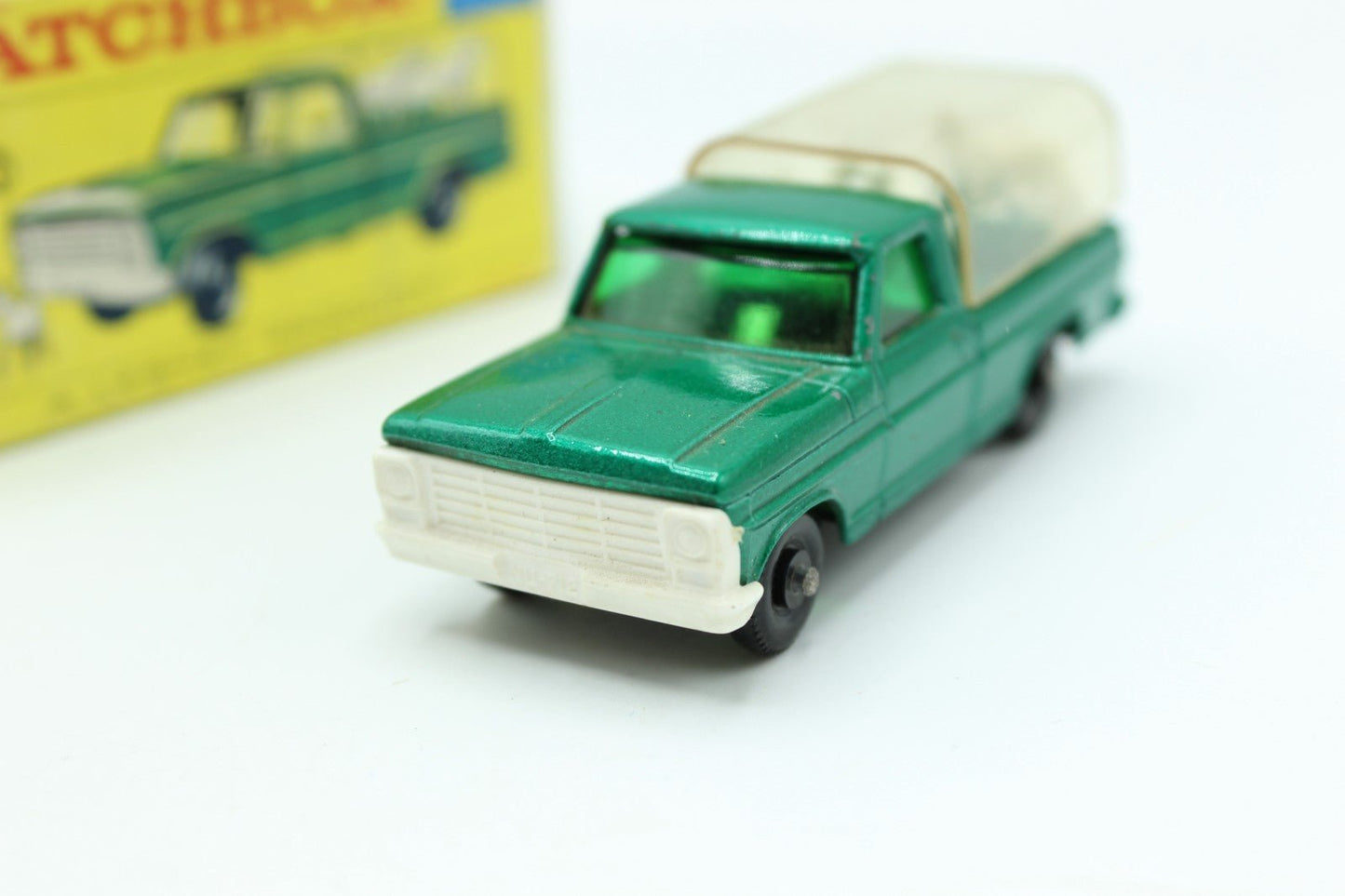 Matchbox Lesney 50c Kennel Truck - White Grill - Magic Matchbox