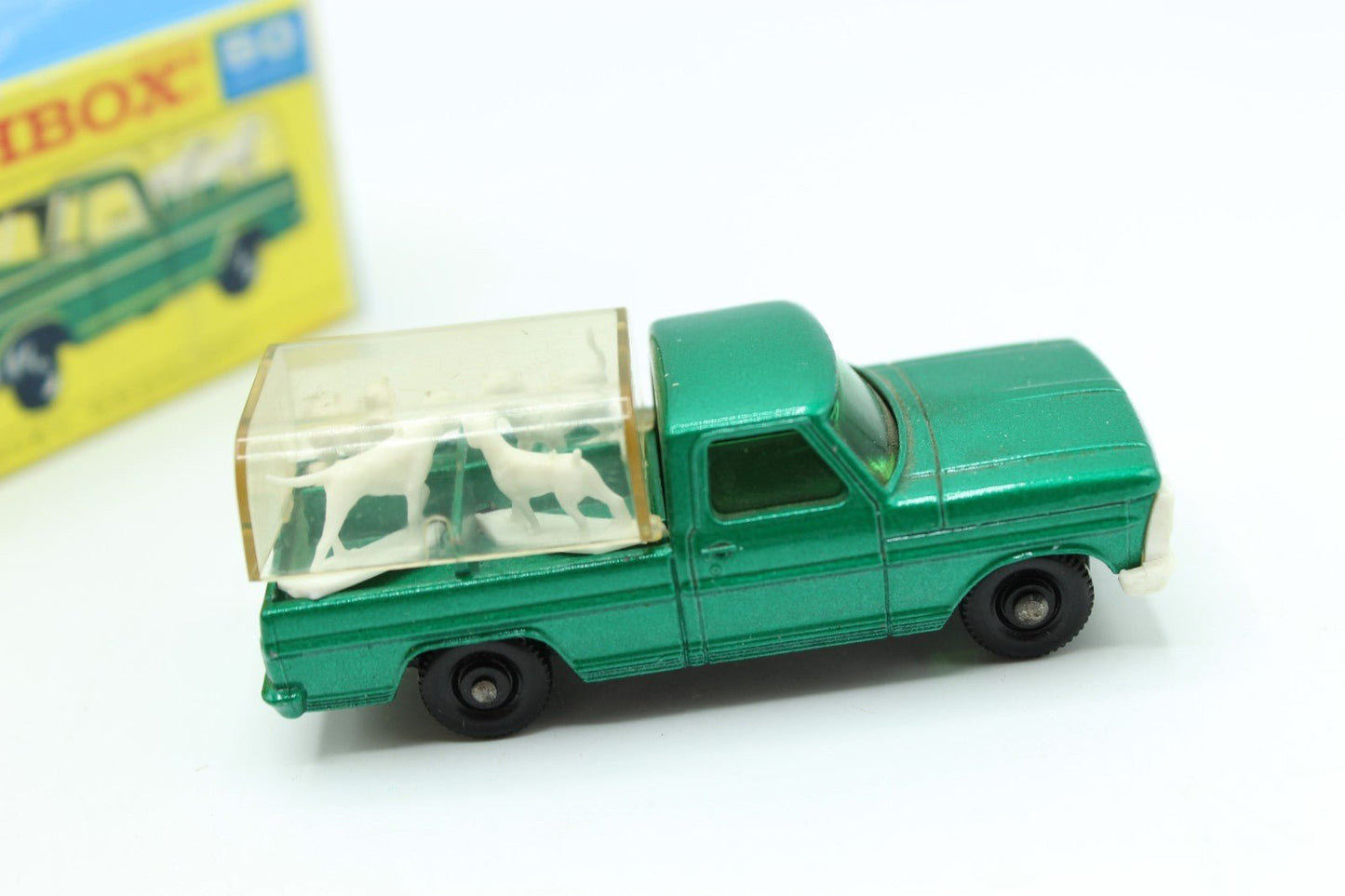 Matchbox Lesney 50c Kennel Truck - White Grill - Magic Matchbox
