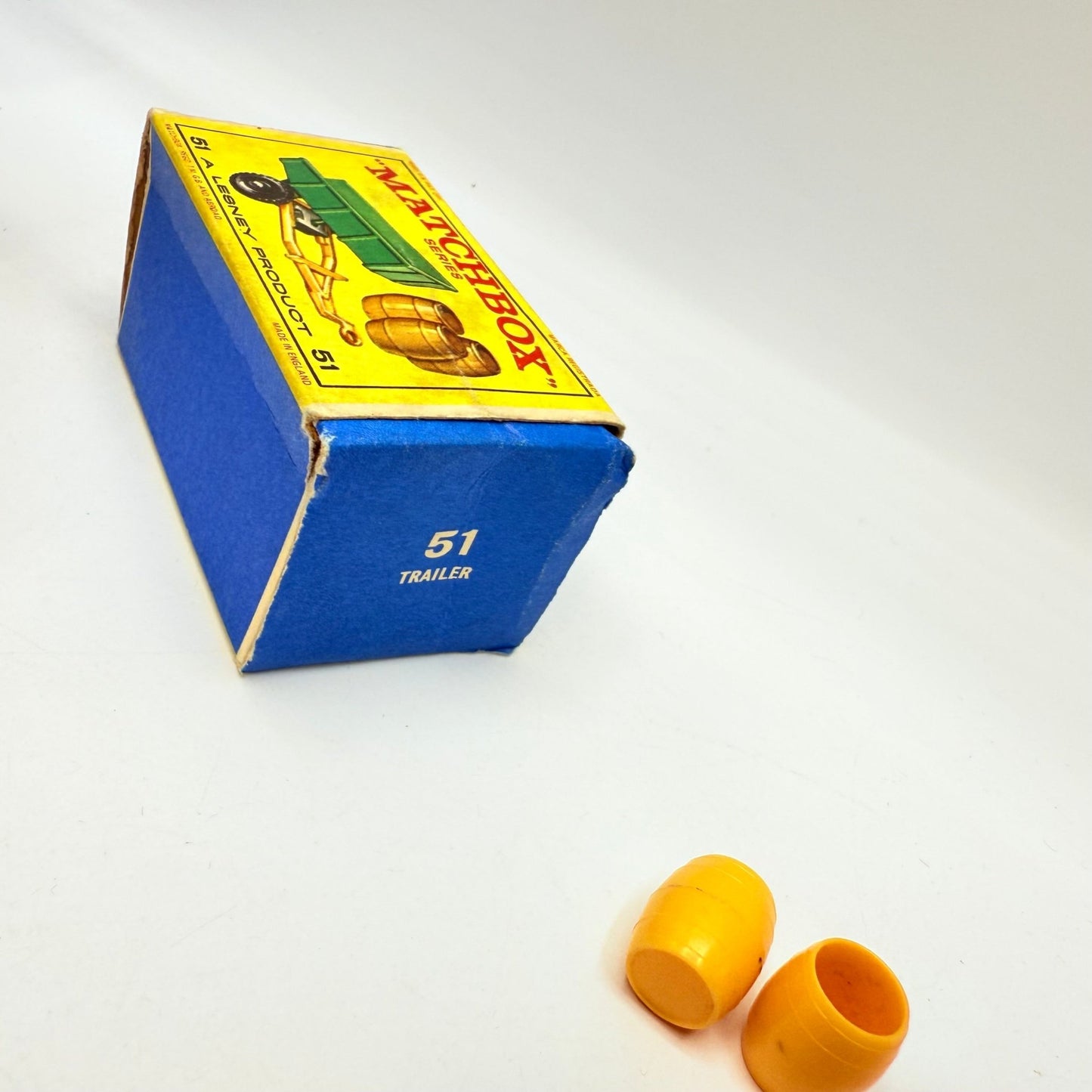 Matchbox Lesney 51b Farm Trailer with Black Tyres - Magic Matchbox