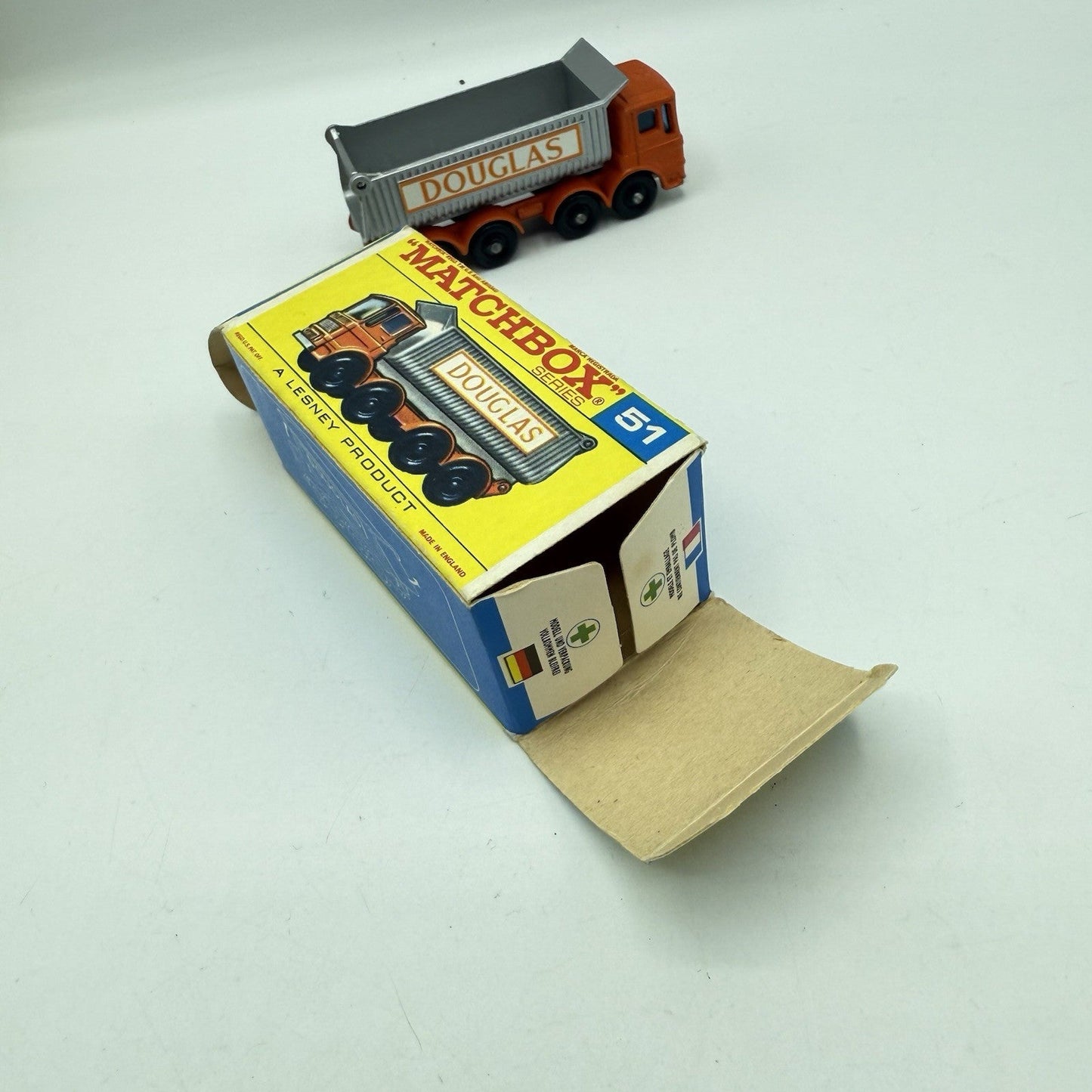 Matchbox Lesney 51c 8 Wheel Tipper Truck Orange - Magic Matchbox