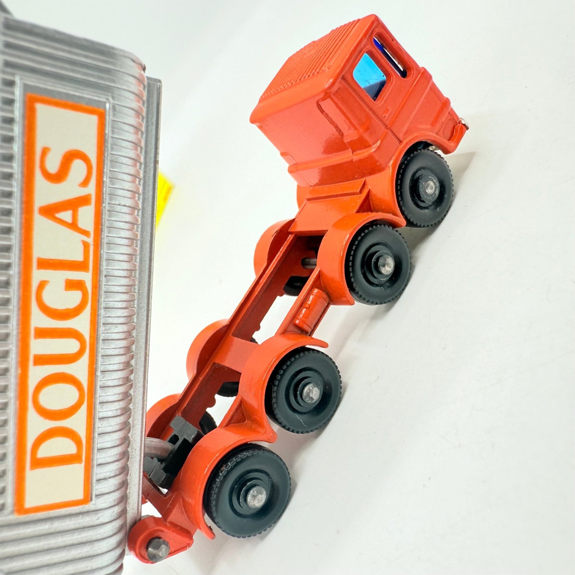 Matchbox Lesney 51c 8 Wheel Tipper with Douglas Label - Magic Matchbox