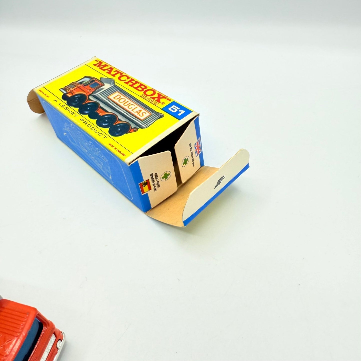 Matchbox Lesney 51c 8 Wheel Tipper with Douglas Label - Magic Matchbox