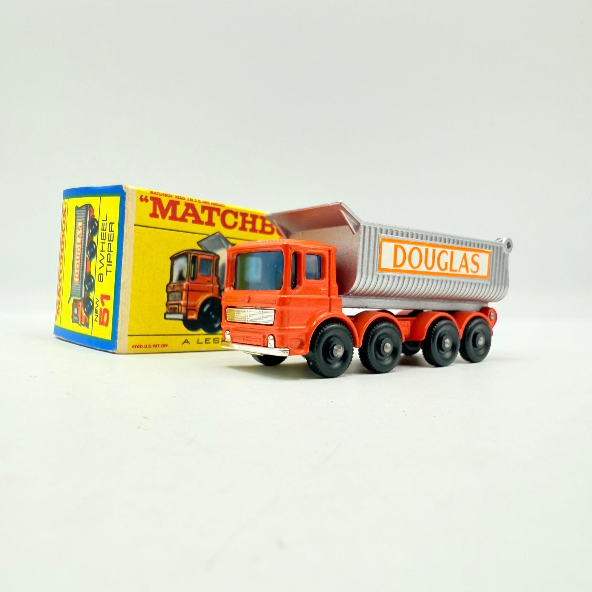 Matchbox Lesney 51c 8 Wheel Tipper with Douglas Label - Magic Matchbox