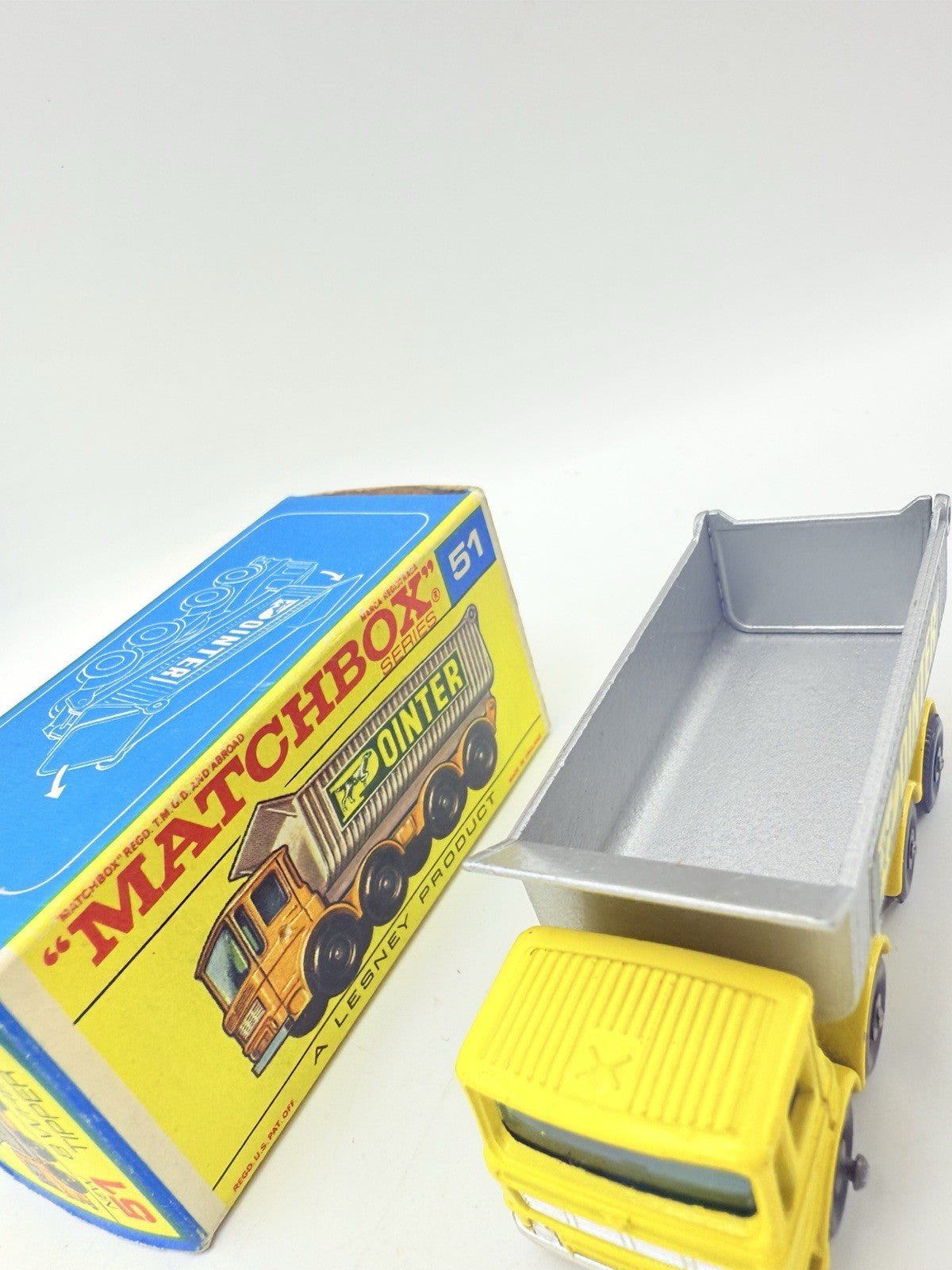 Matchbox Lesney 51c Douglas 8 Wheel Tipper - Magic Matchbox