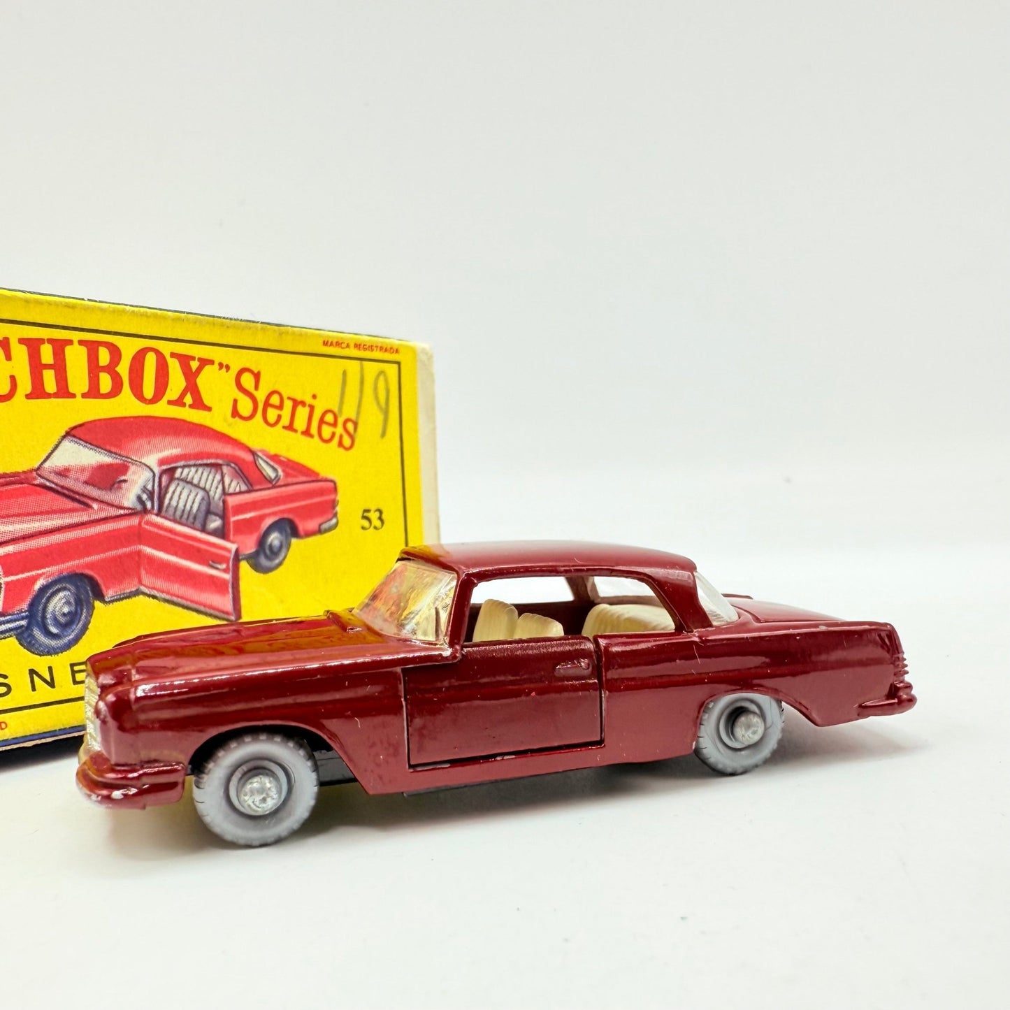 Matchbox Lesney 53b Mercedes - Benz Coupe with SPW - Magic Matchbox