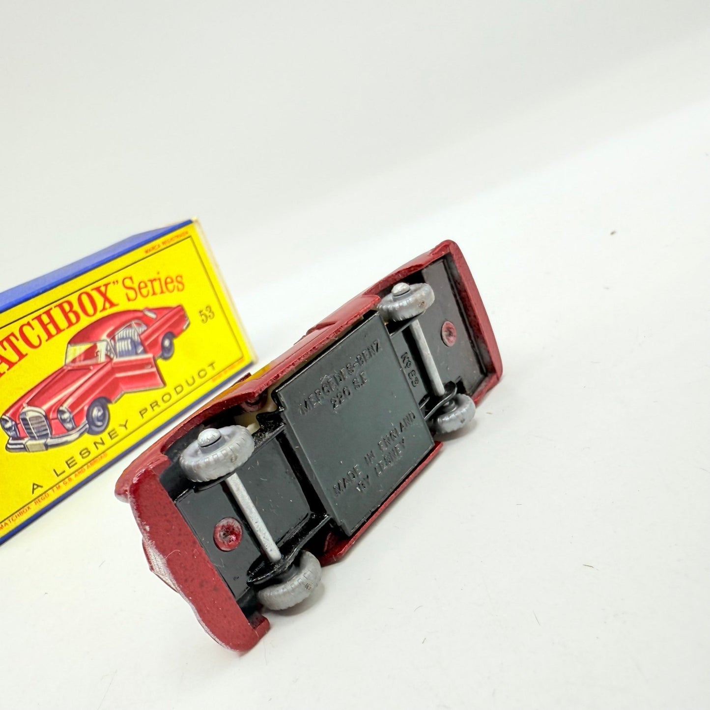 Matchbox Lesney 53b Mercedes - Benz Coupe with SPW - Magic Matchbox