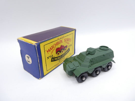 Matchbox Lesney 54a Saracen Personnel Carrier BPW - Magic Matchbox