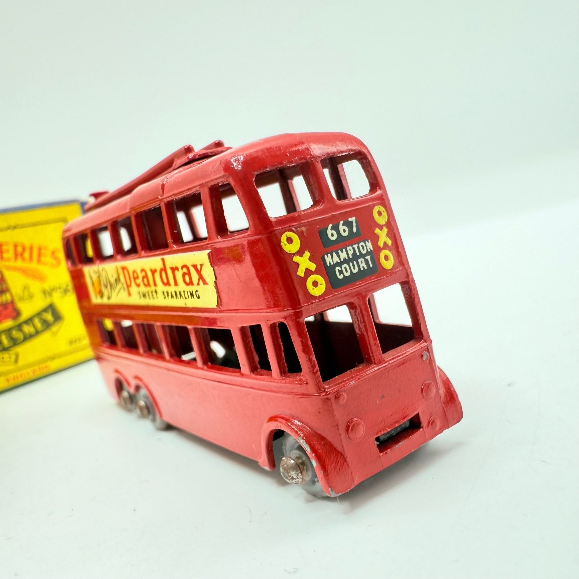Matchbox Lesney 56a London Trolleybus "Drink Peardrax" BPW - Magic Matchbox