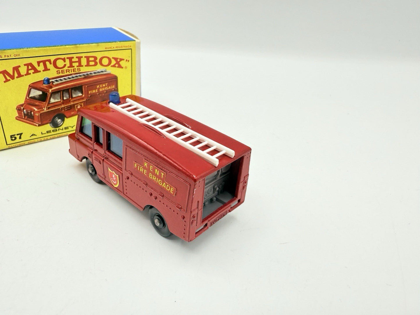 Matchbox Lesney 57c Land Rover Fire Truck - Magic Matchbox