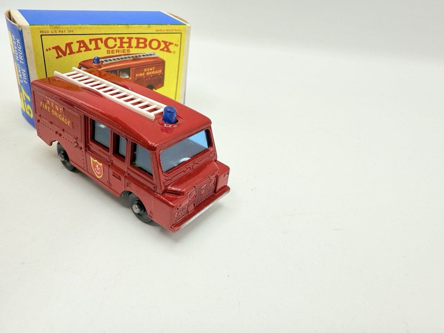 Matchbox Lesney 57c Land Rover Fire Truck - Magic Matchbox