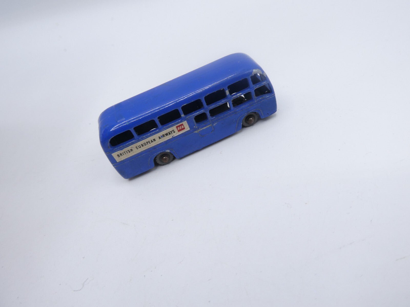 Matchbox Lesney 58a AEC BEA Coach GPW - Magic Matchbox
