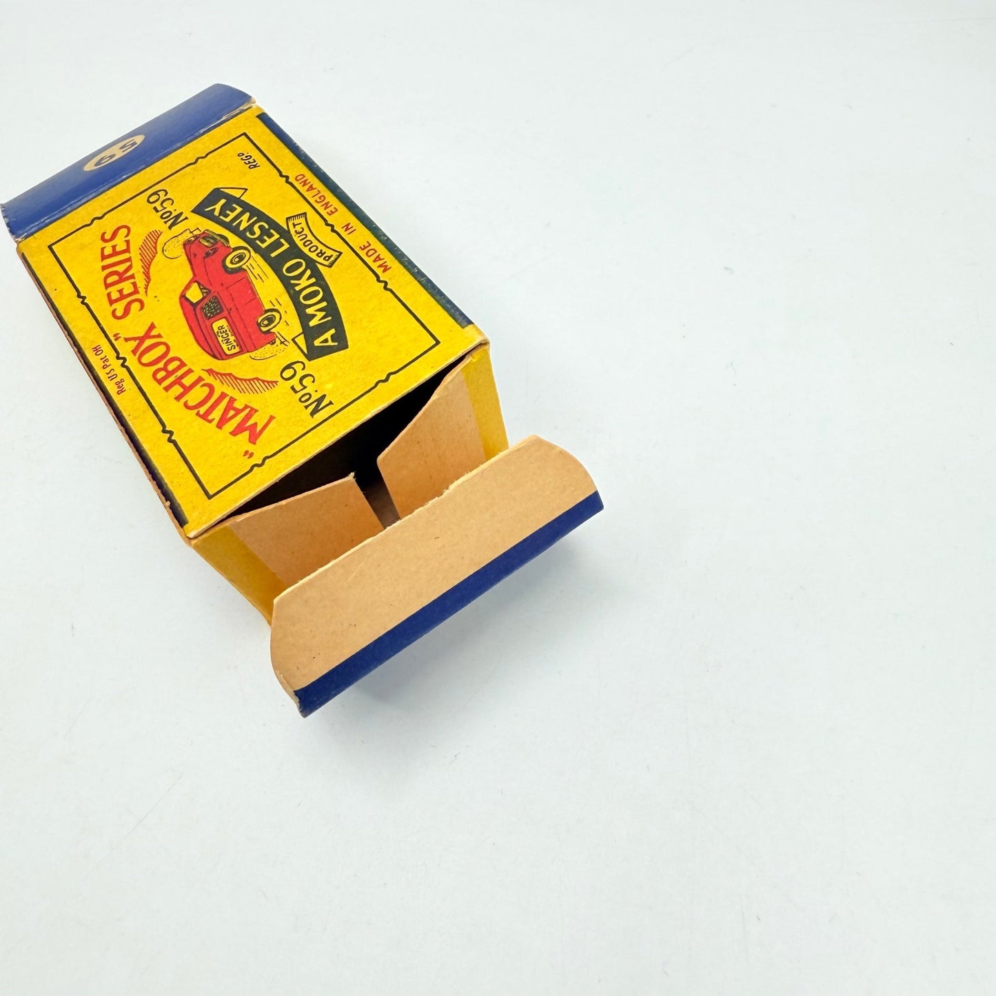 Matchbox Lesney 59a Ford Thames Singer Van GPW - Magic Matchbox