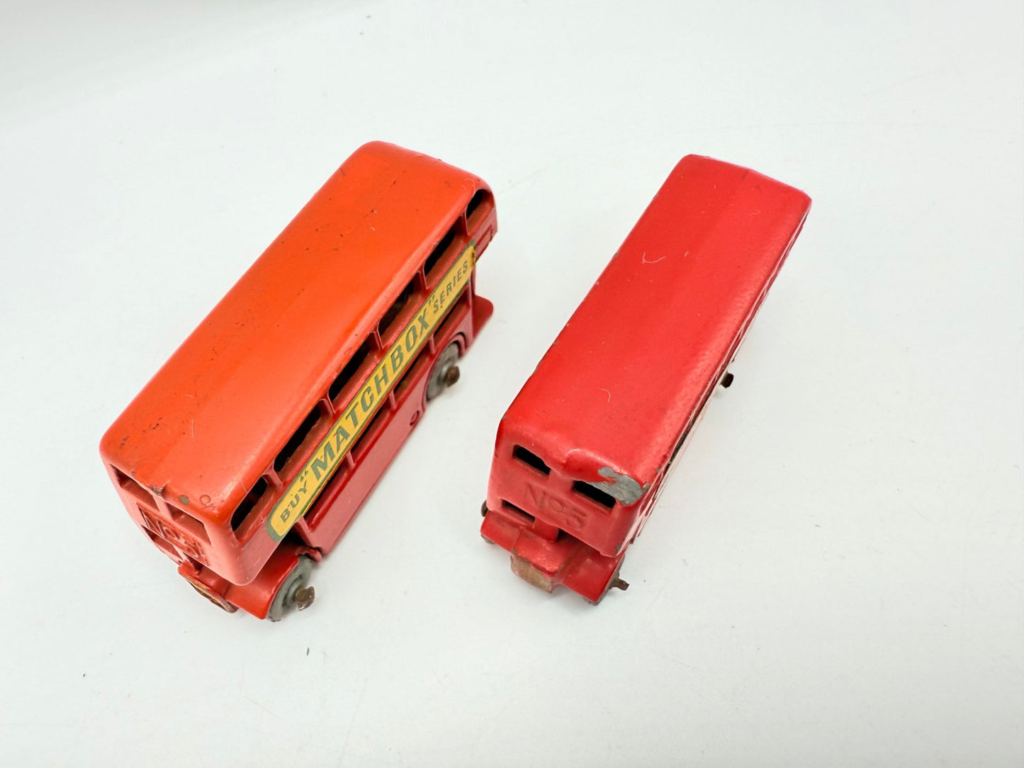 Matchbox Lesney 5a & 5b London Buses - Magic Matchbox