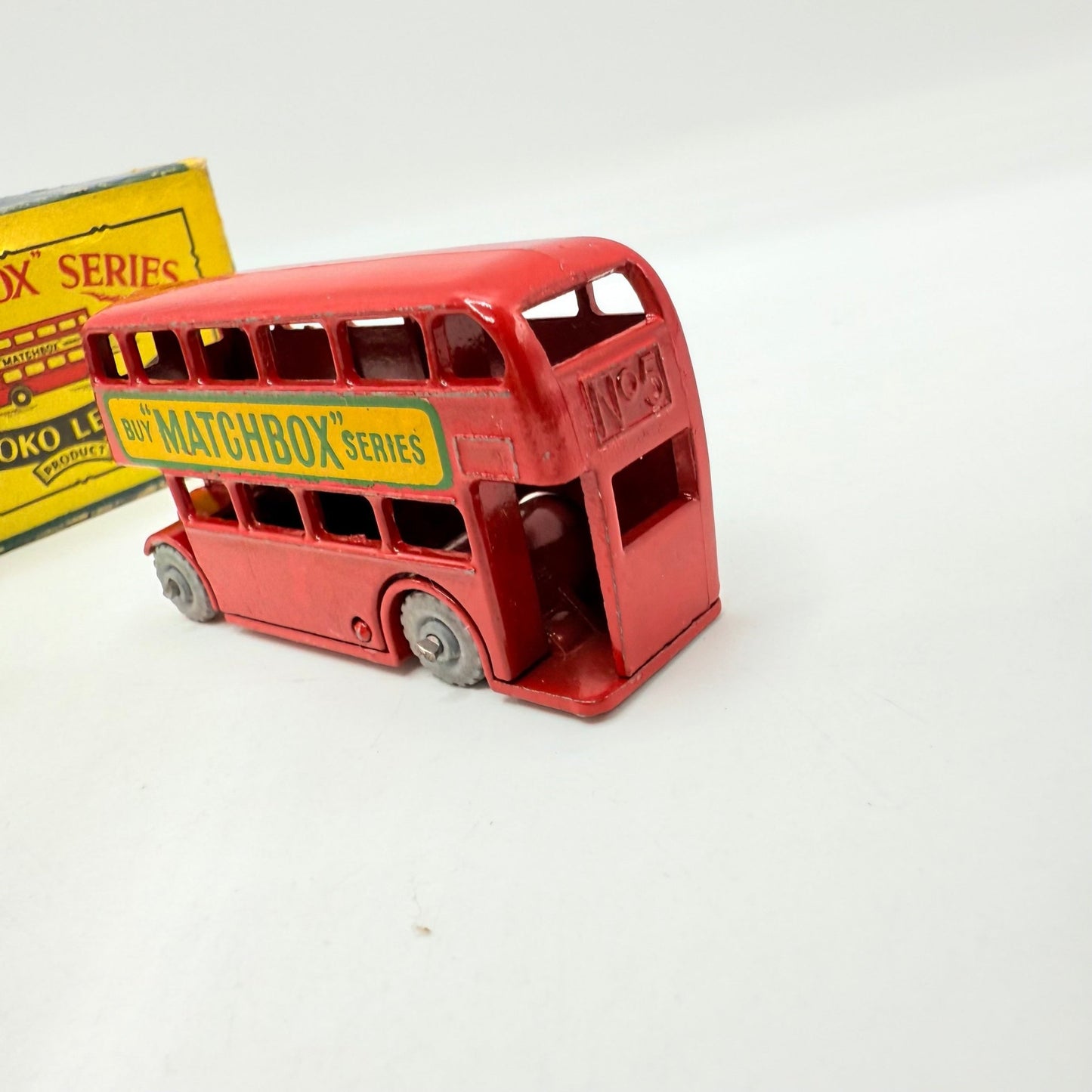 Matchbox Lesney 5b London Bus GPW - Magic Matchbox
