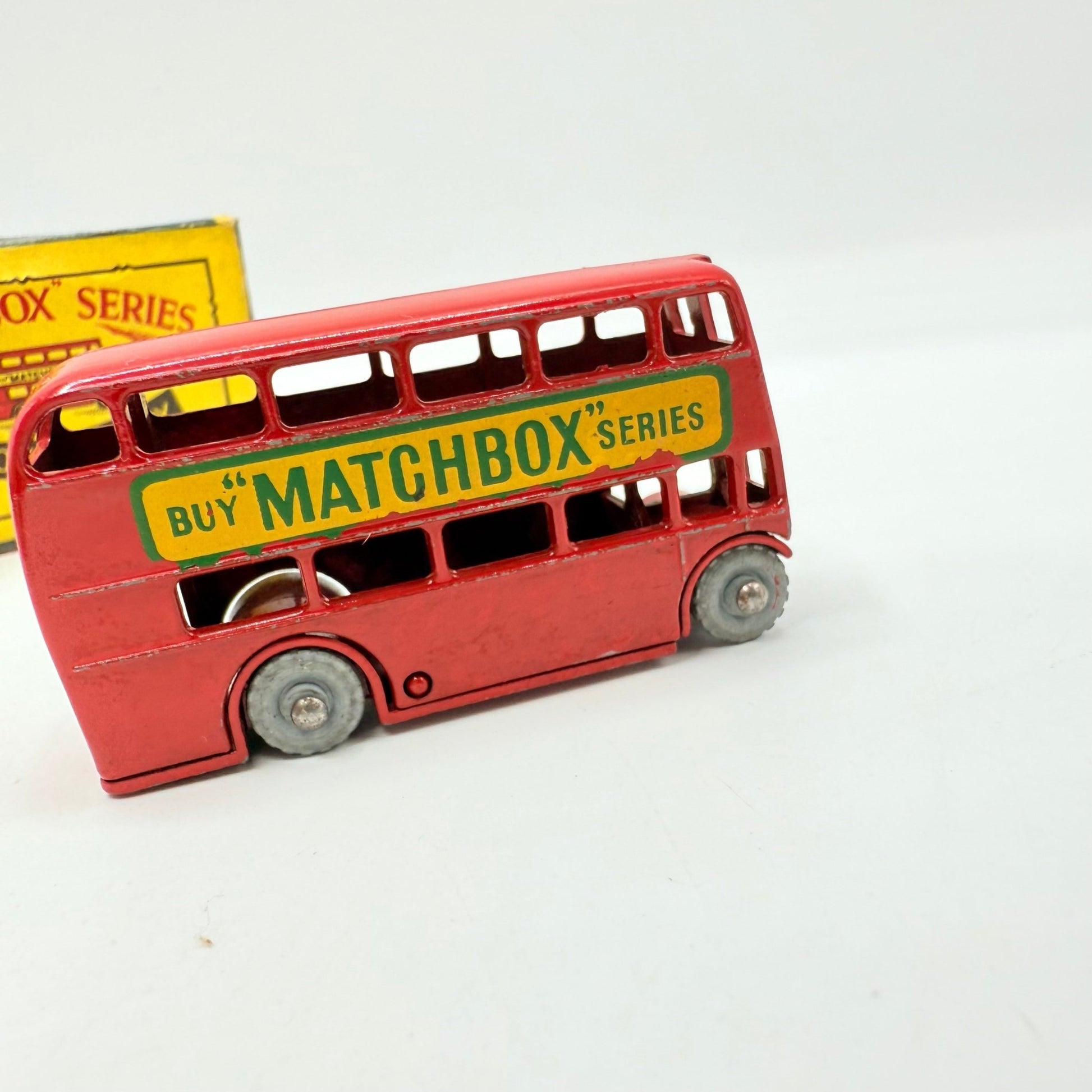 Matchbox Lesney 5b London Bus GPW - Magic Matchbox