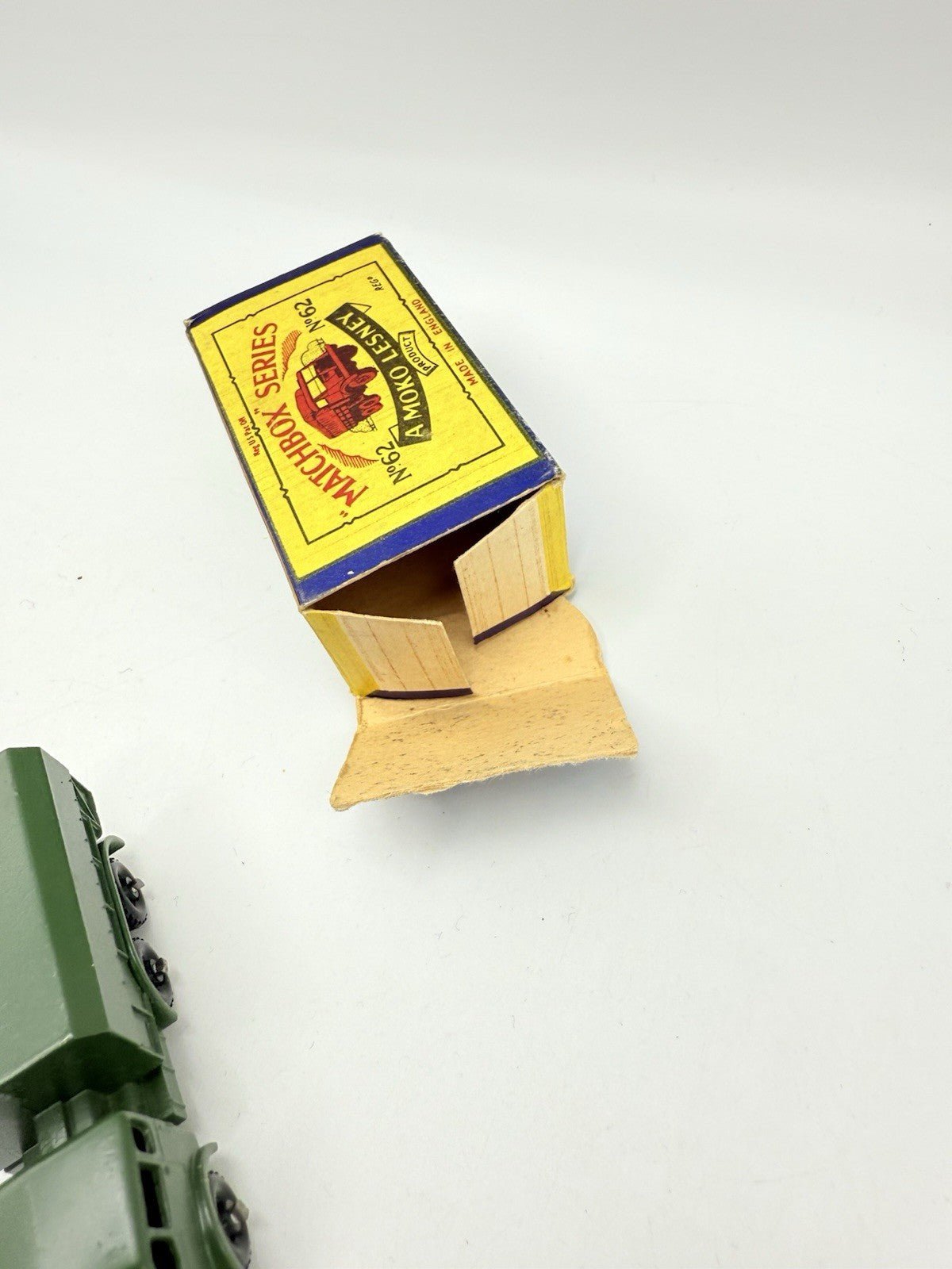 Matchbox Lesney 62a AEC General Serice Lorry - Magic Matchbox