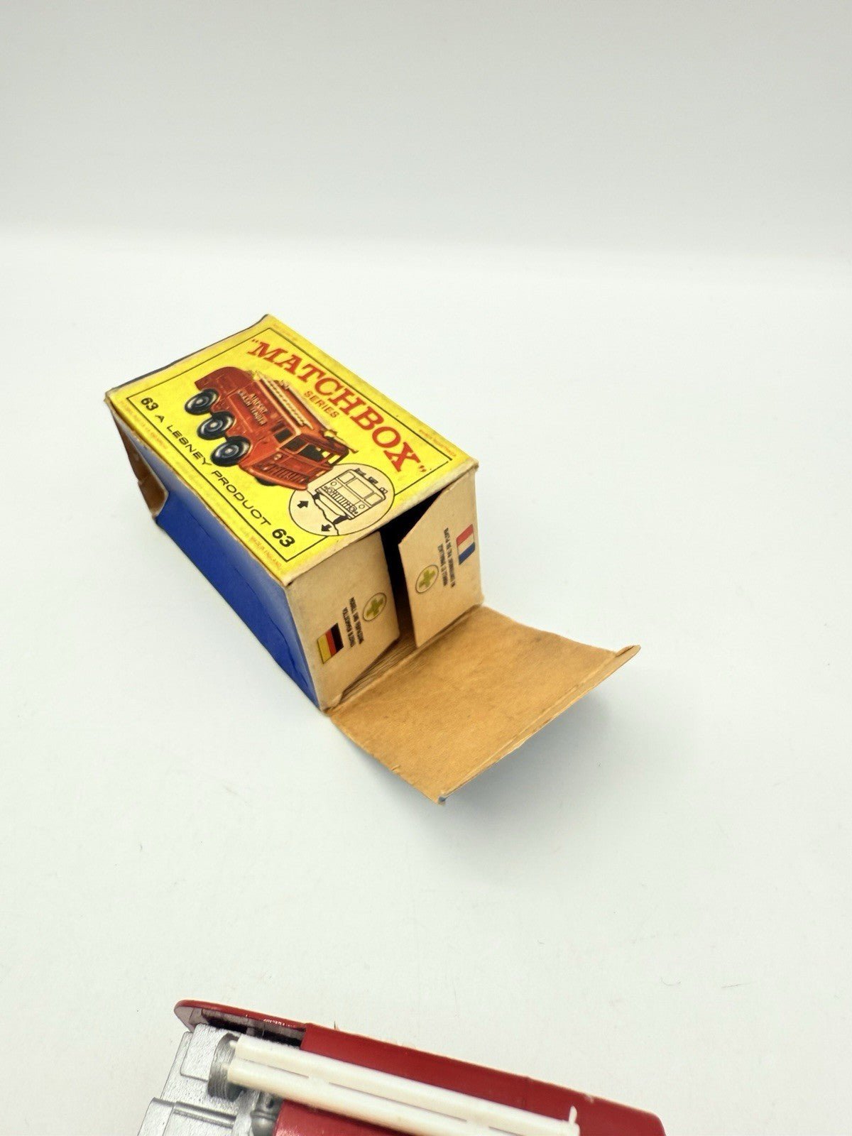 Matchbox Lesney 63b Alvis Foamite Crash Tender Boxed - Magic Matchbox