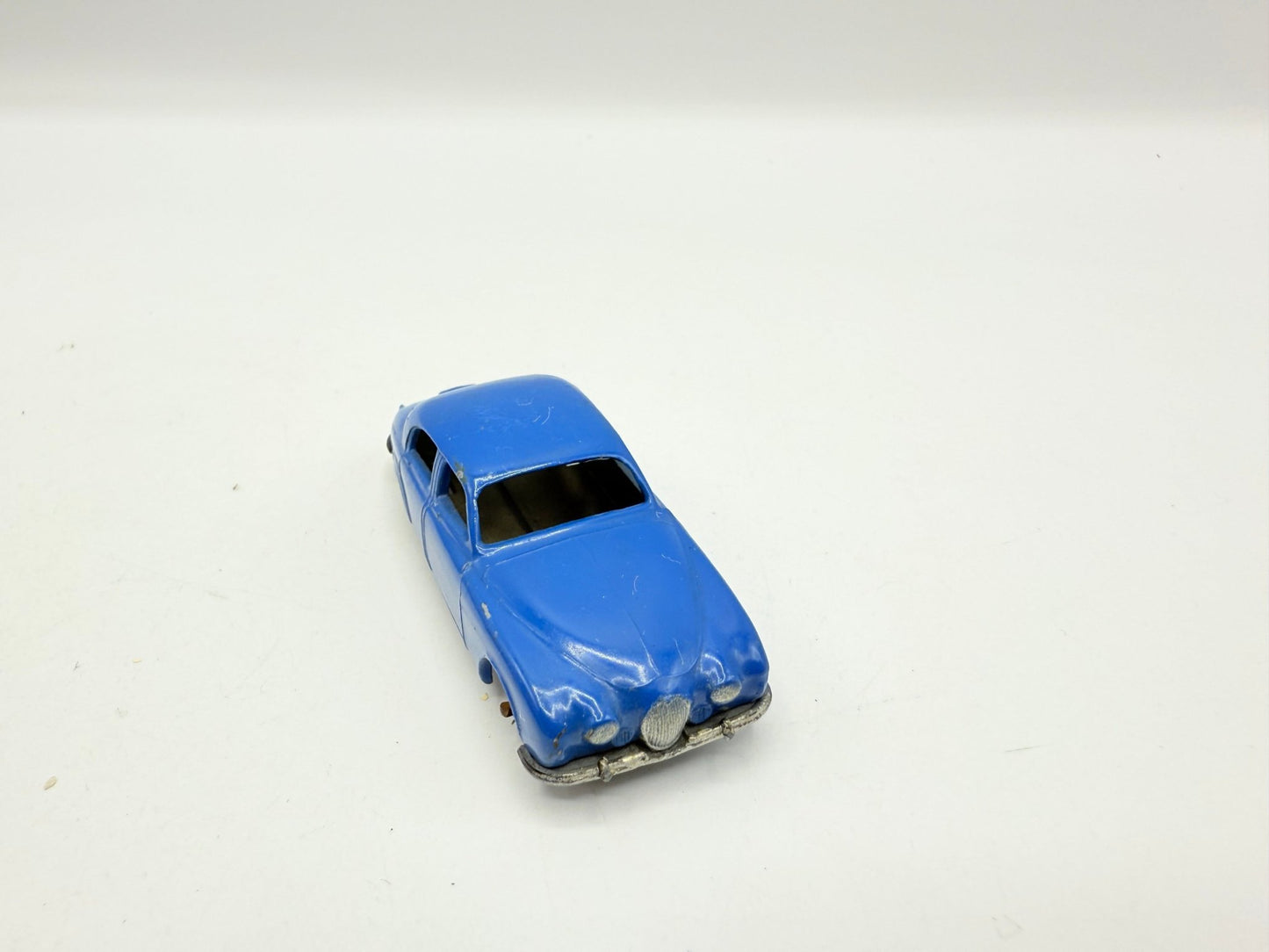 Matchbox Lesney 65a Jaguar 3.4 GPW Silver Licence Plate - Magic Matchbox