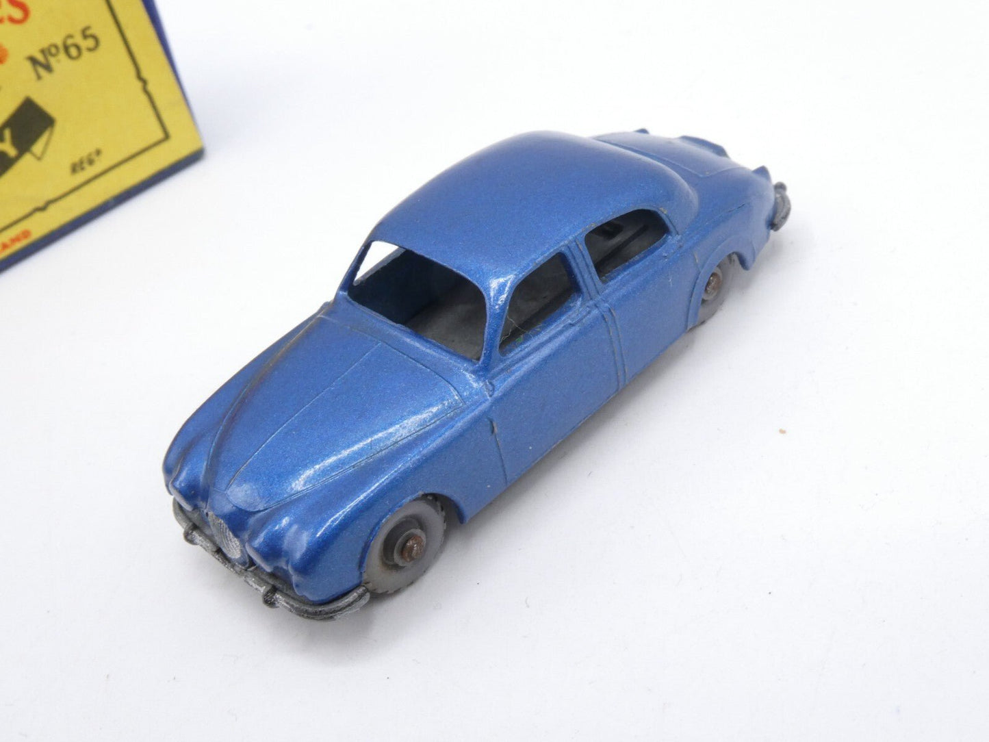 Matchbox Lesney 65a Jaguar 3.4 METALLIC BLUE - Magic Matchbox