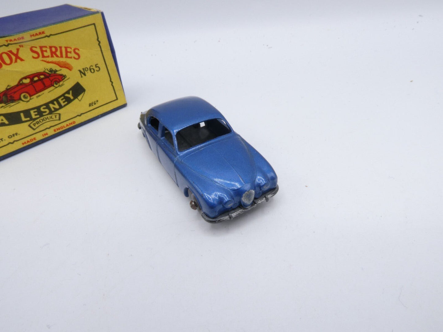 Matchbox Lesney 65a Jaguar 3.4 METALLIC BLUE - Magic Matchbox