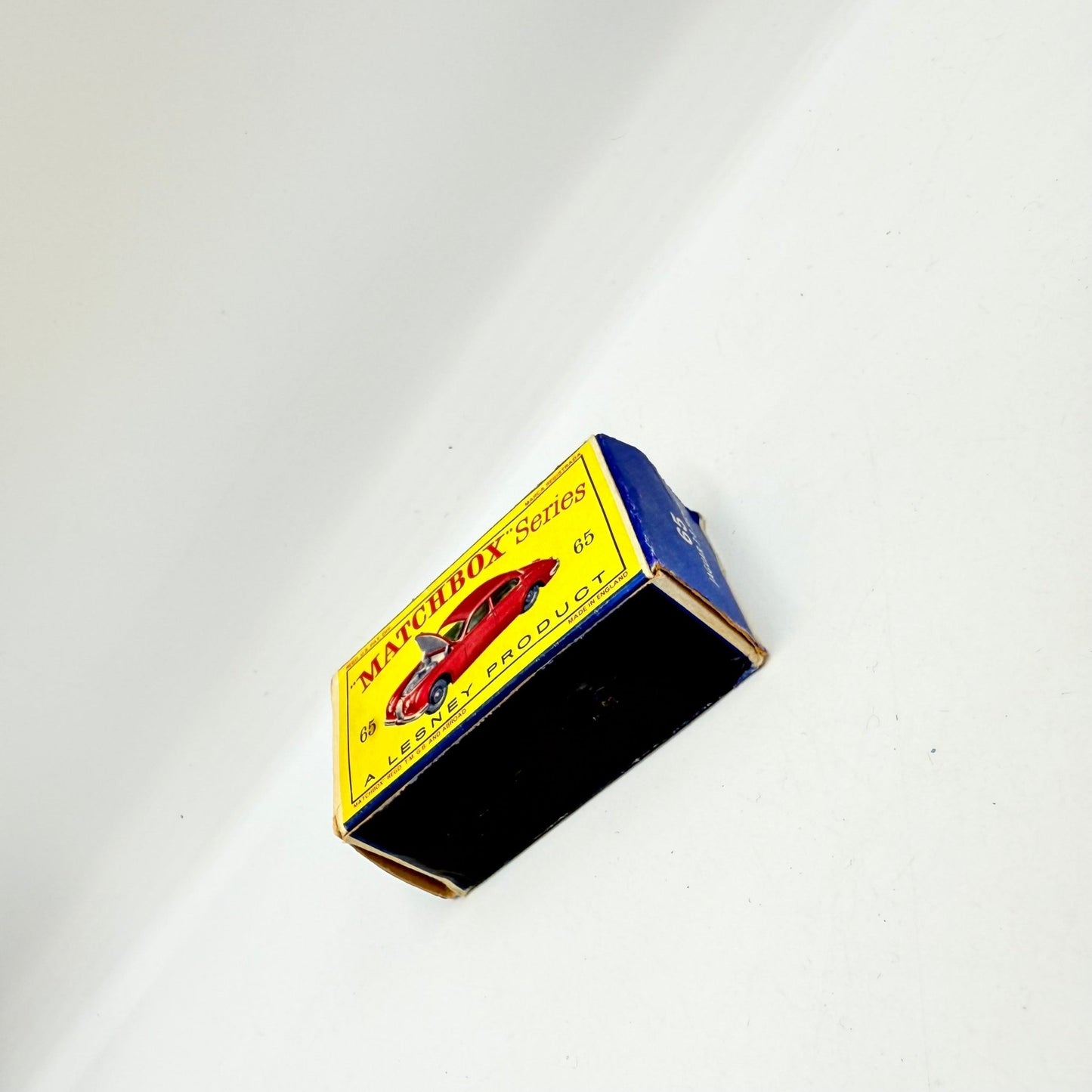 Matchbox Lesney 65b Jaguar 3.8 Litre Saloon GPW - Magic Matchbox