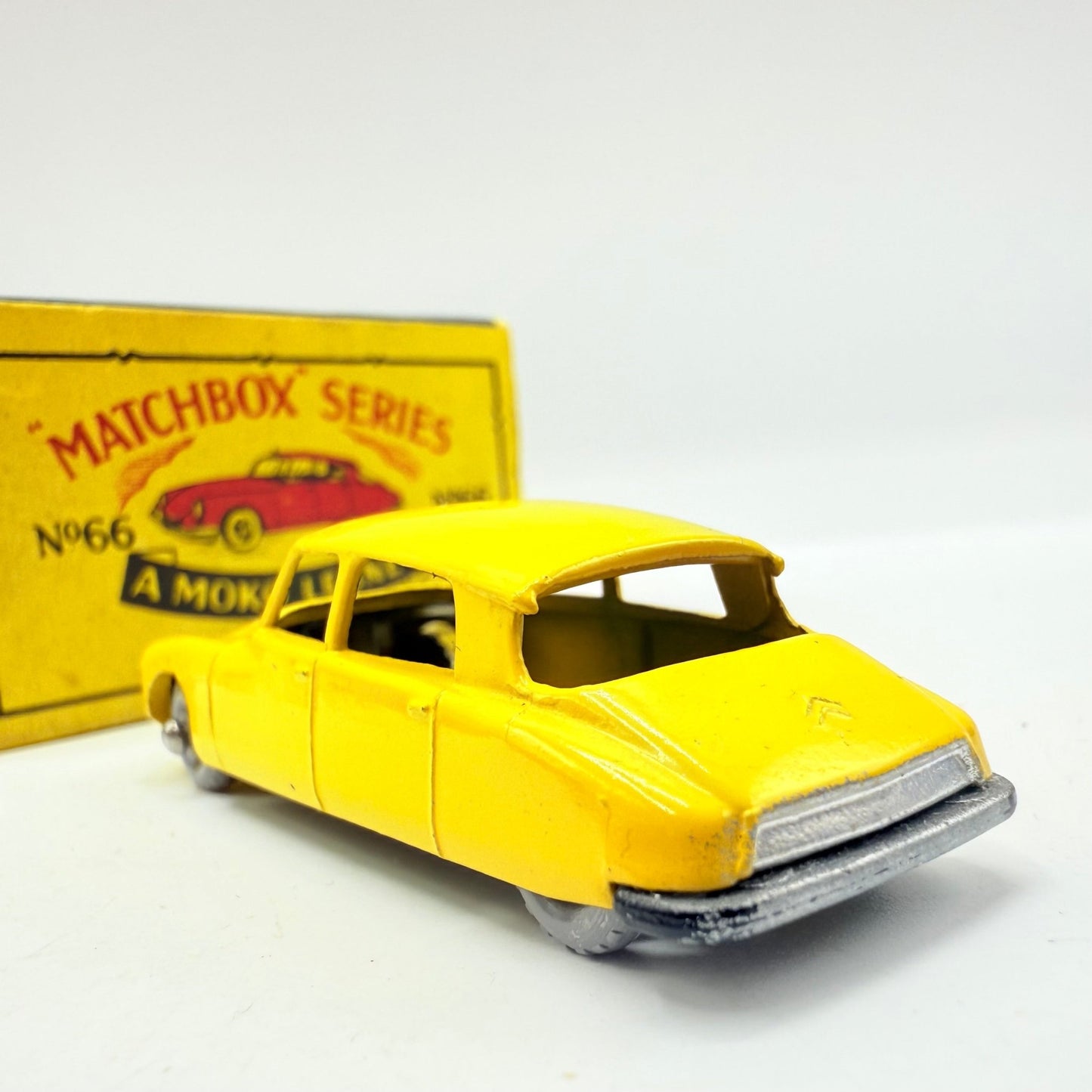 Matchbox Lesney 66a Citroen DS19 GPW - Magic Matchbox