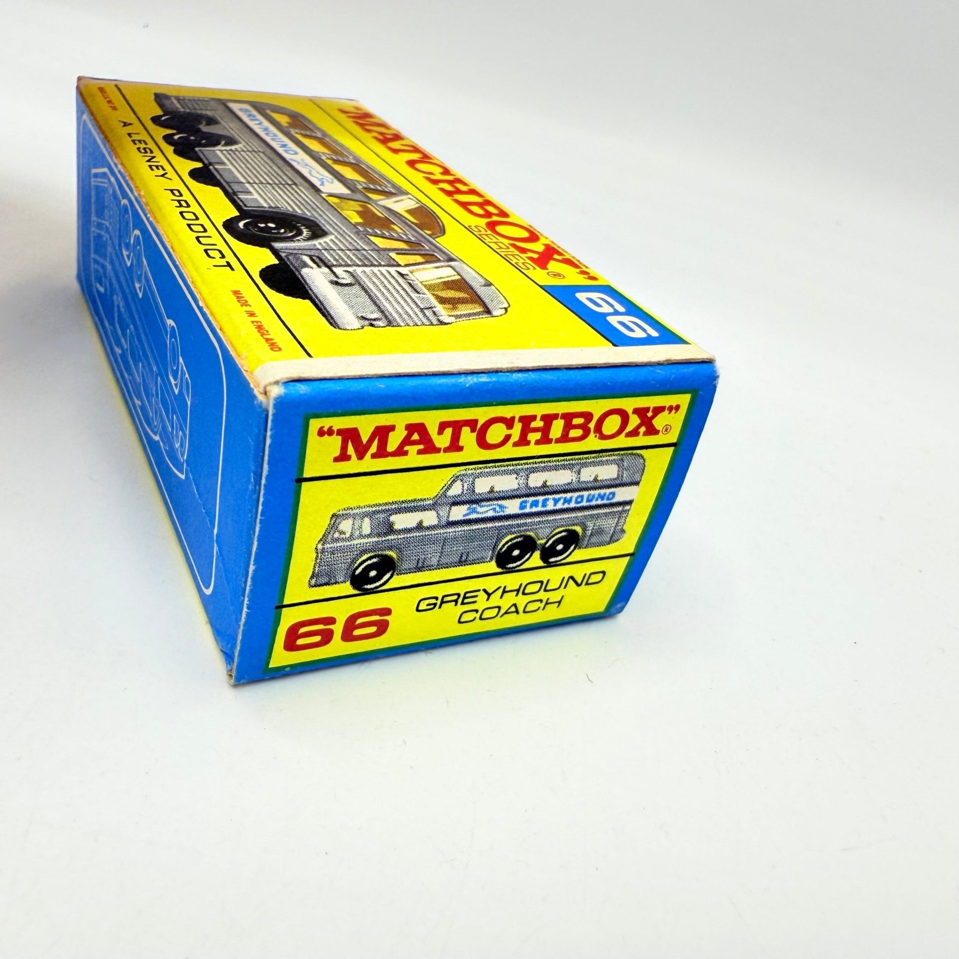 Matchbox Lesney 66c Greyhound Coach - Magic Matchbox