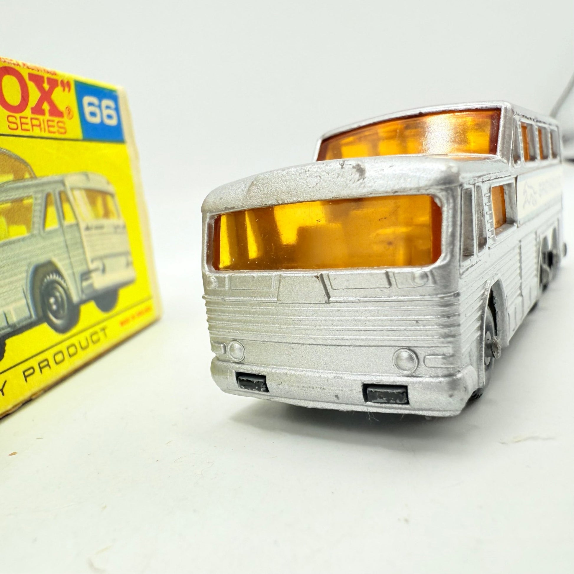 Matchbox Lesney 66c Greyhound Coach - Magic Matchbox