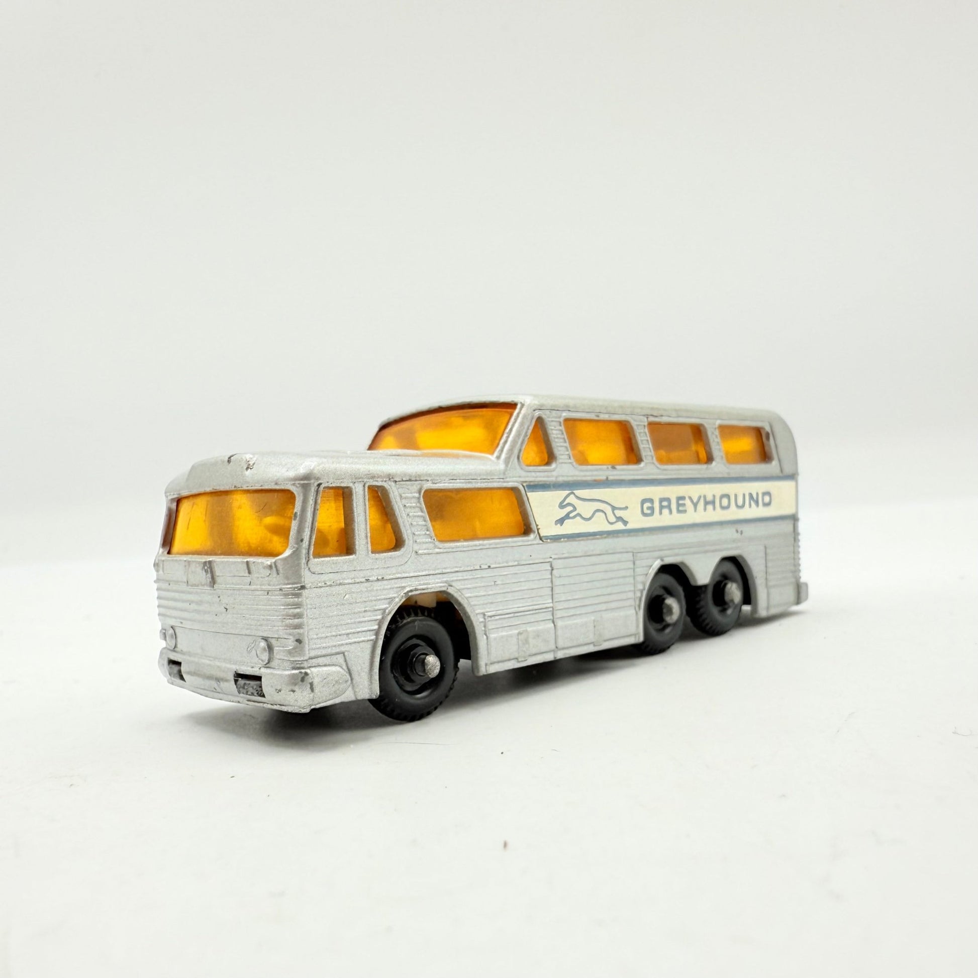 Matchbox Lesney 66c Greyhound Coach - Magic Matchbox