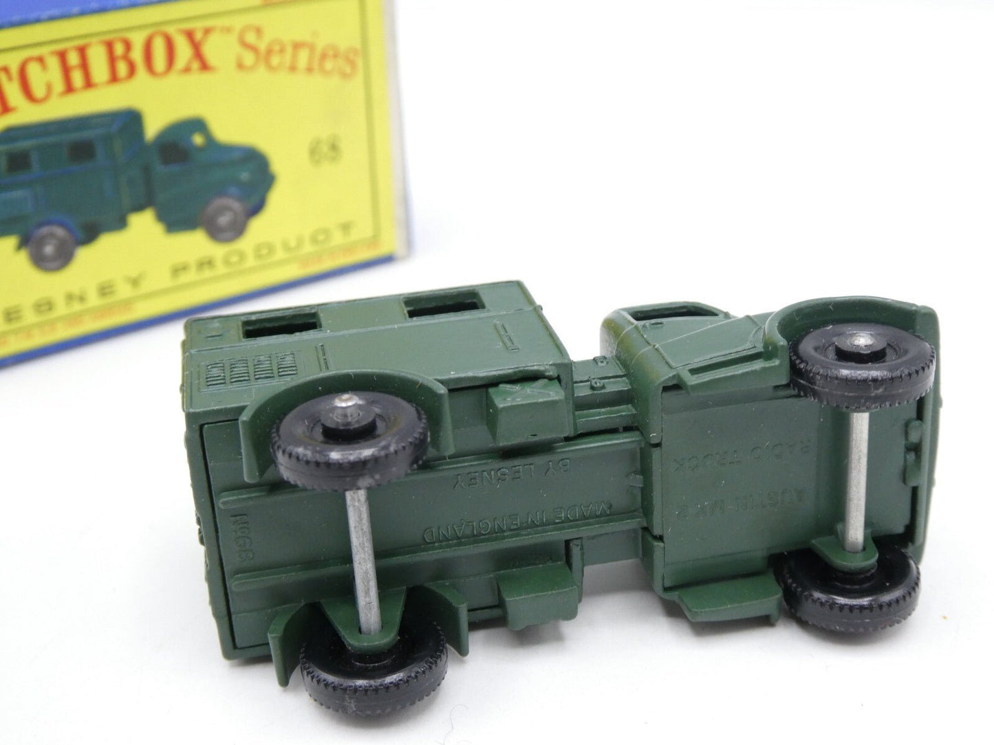 Matchbox Lesney 68a Austin Radio - Magic Matchbox
