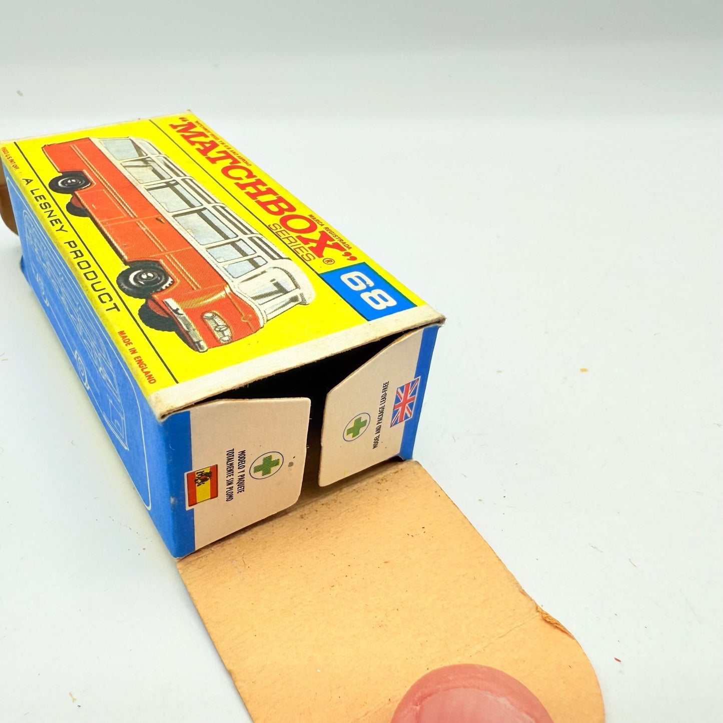 Matchbox Lesney 68b Mercedes Coach - Magic Matchbox