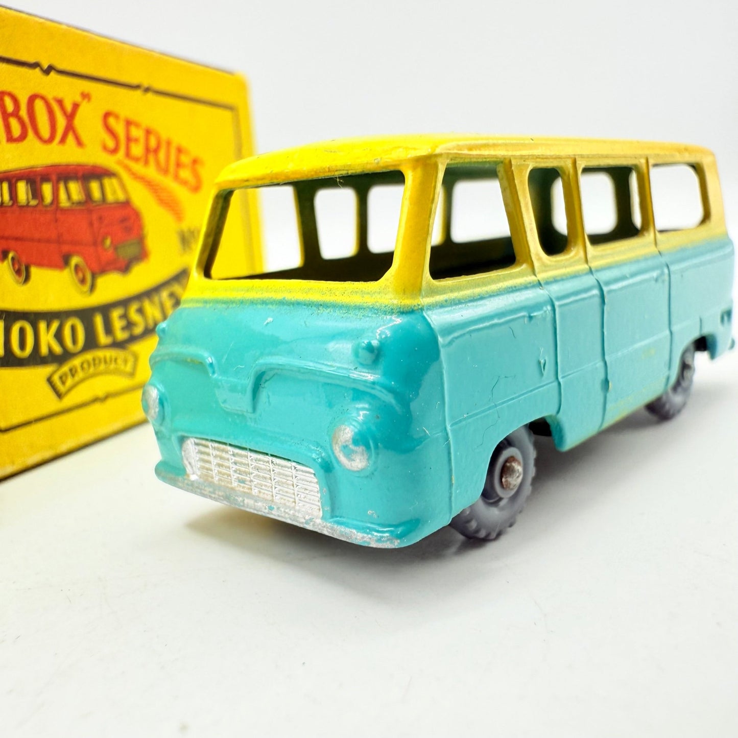 Matchbox Lesney 70a Ford Thames Estate Car GPW - Magic Matchbox