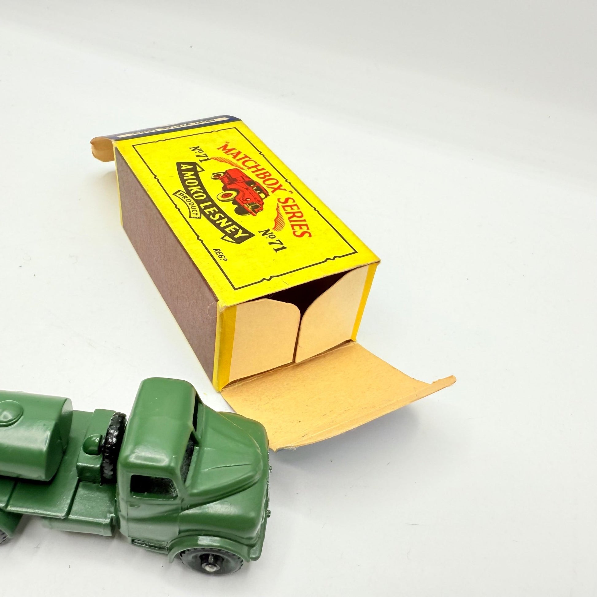 Matchbox Lesney 71a Austin 200 Gallon Water Tanker - Magic Matchbox