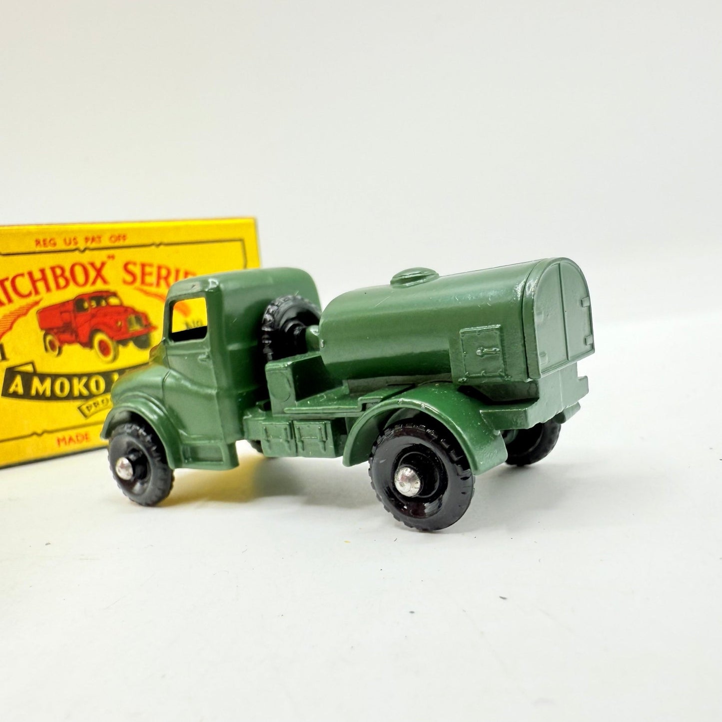 Matchbox Lesney 71a Austin 200 Gallon Water Tanker - Magic Matchbox