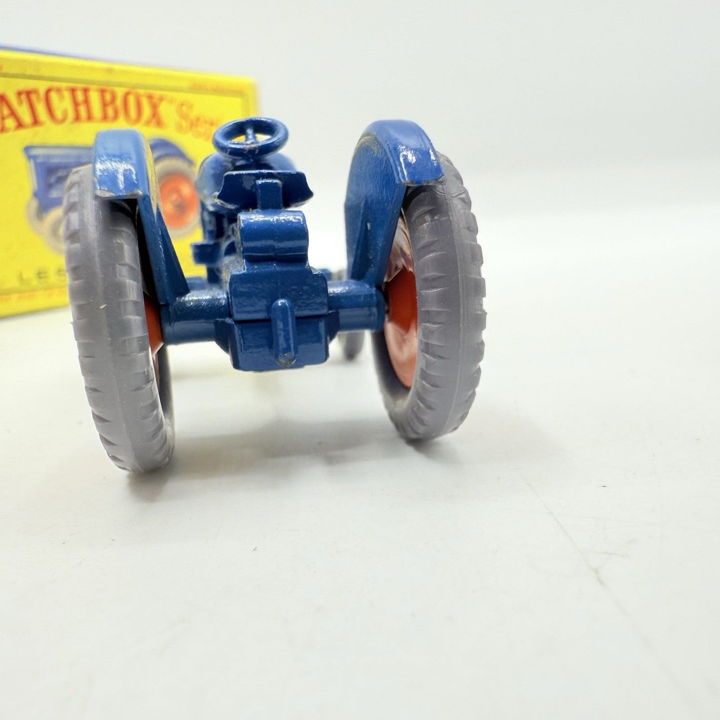 Matchbox Lesney 72a Fordson Tractor Grey Tyres - Magic Matchbox
