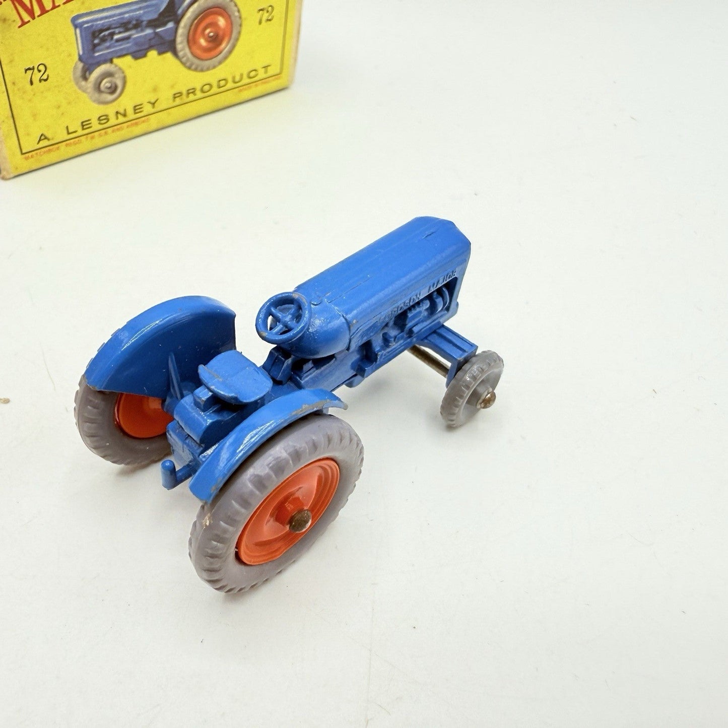 Matchbox Lesney 72a Fordson Tractor Grey Tyres - Magic Matchbox