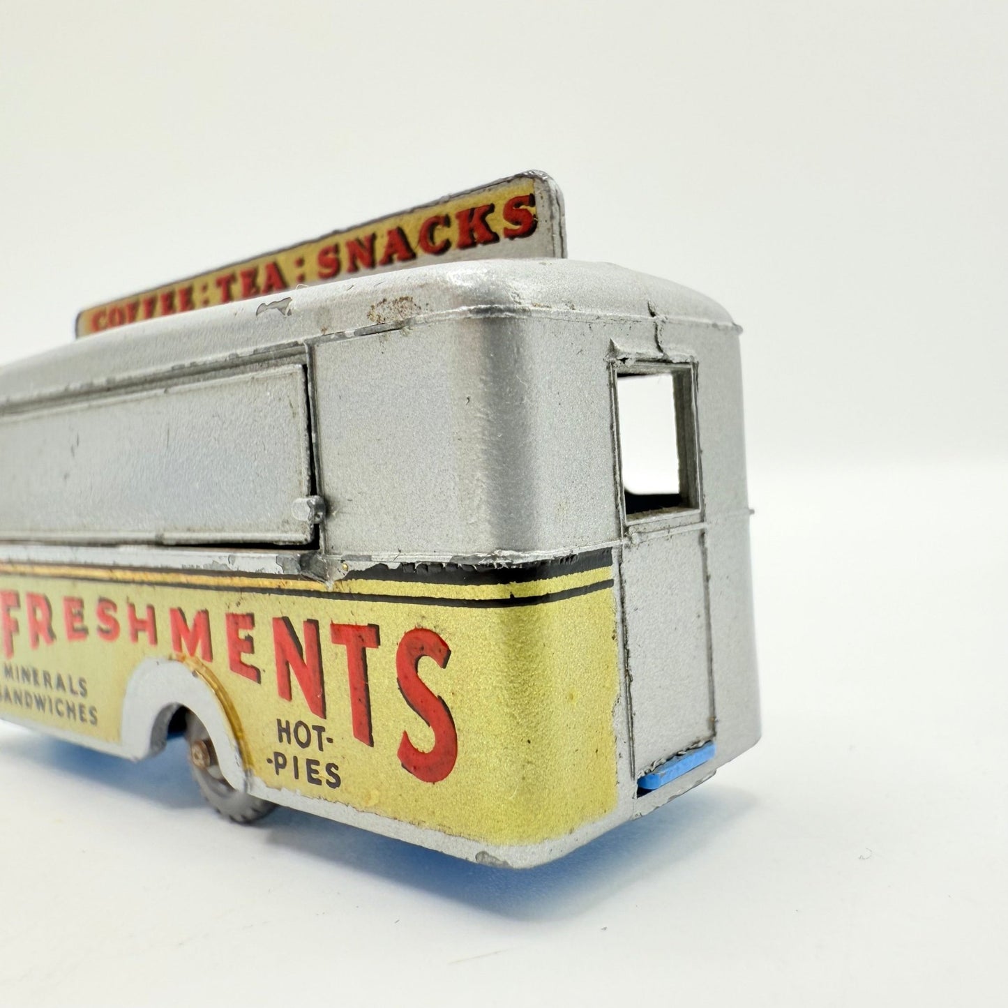 Matchbox Lesney 74a Mobile Refreshment Canteen GPW - Magic Matchbox