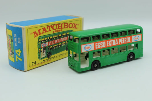 Matchbox Lesney 74b Daimler Bus - Magic Matchbox