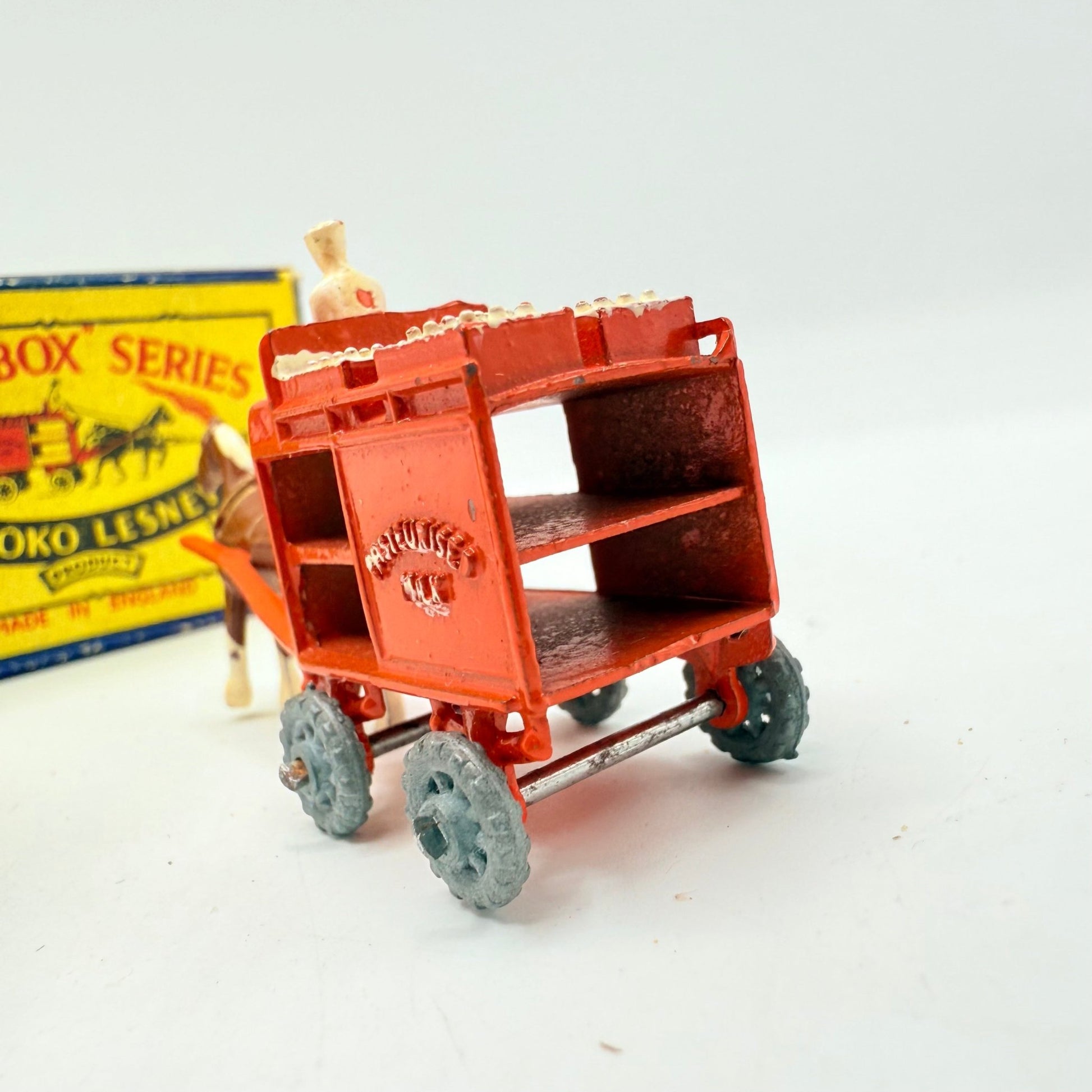 Matchbox Lesney 7a Horse Drawn Milk Float - Magic Matchbox