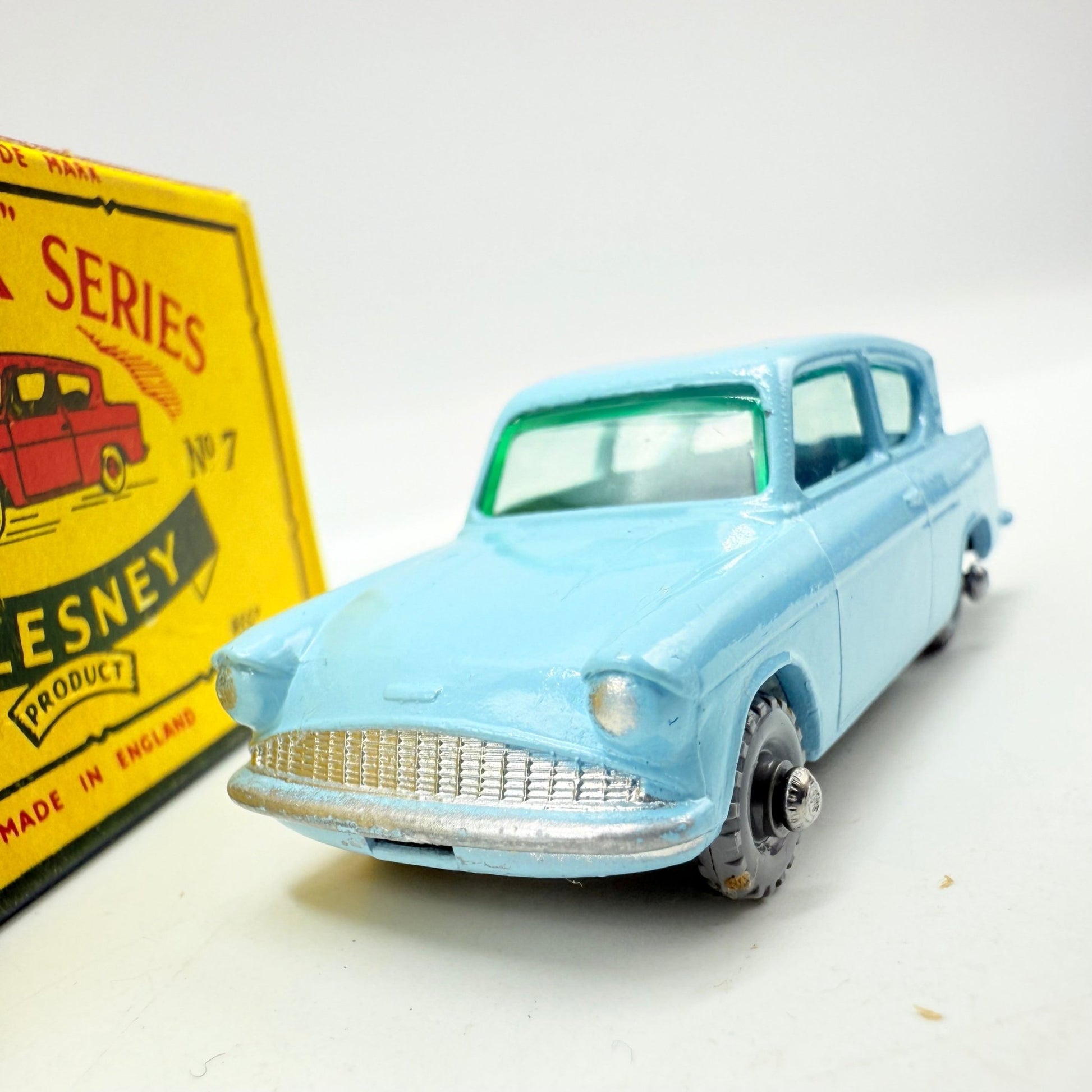 Matchbox Lesney 7b Ford Anglia GPW - Magic Matchbox