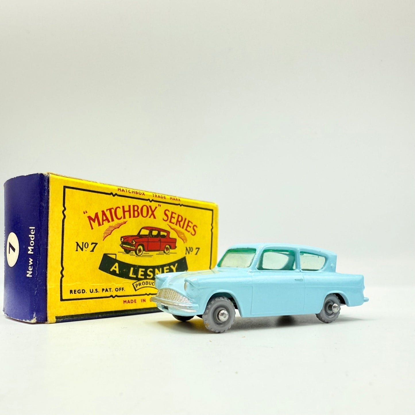 Matchbox Lesney 7b Ford Anglia GPW - Magic Matchbox