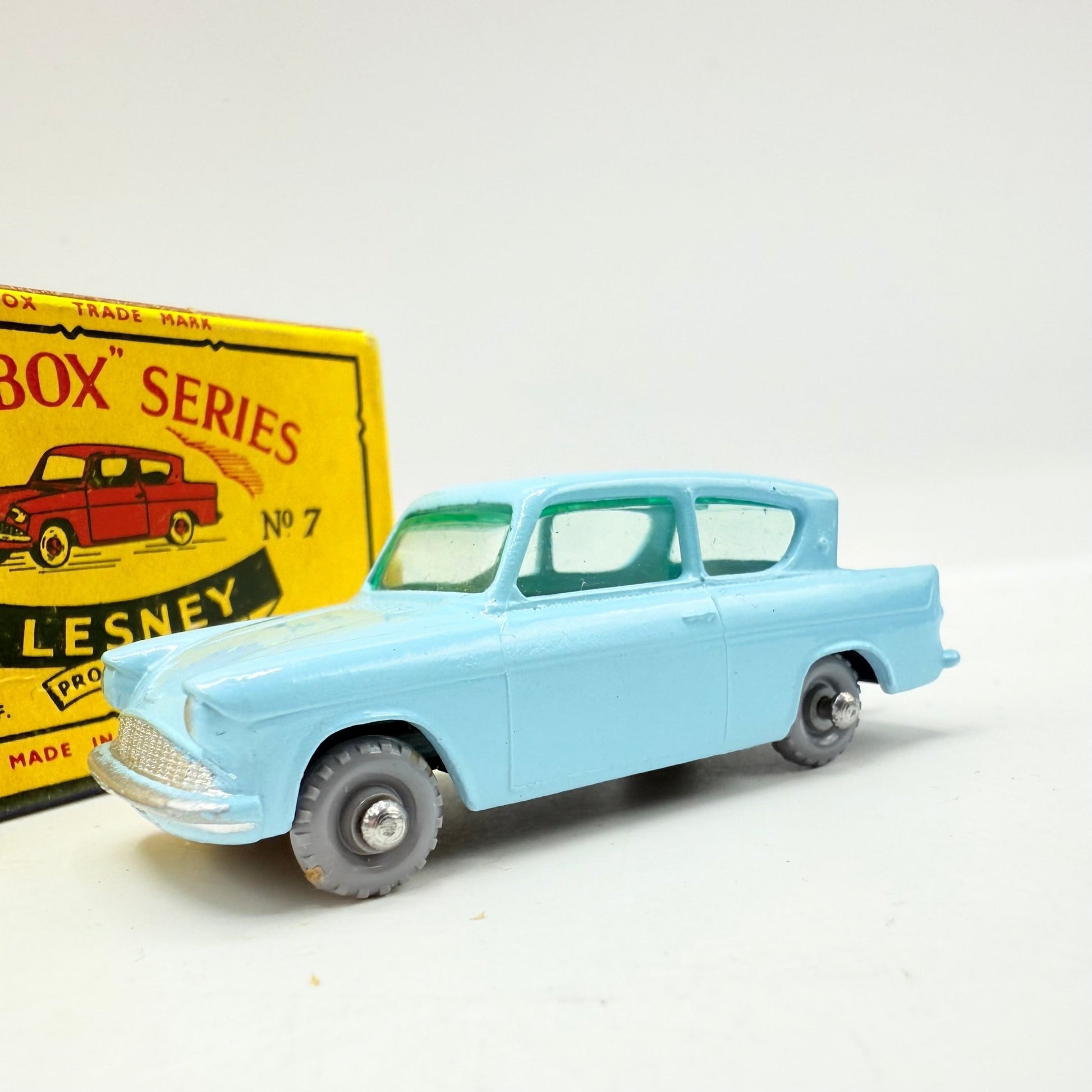 Matchbox Lesney 7b Ford Anglia GPW - Magic Matchbox