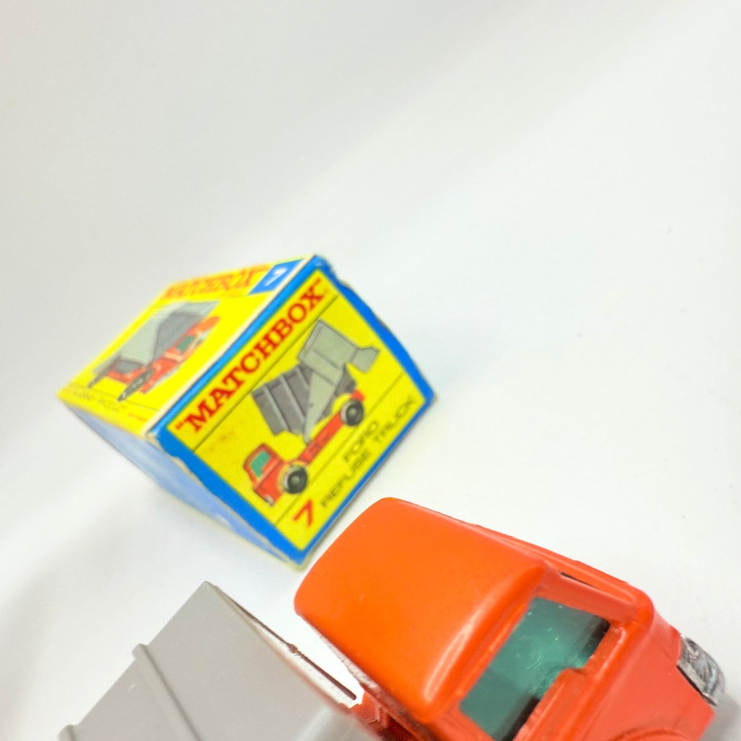 Matchbox Lesney 7c Ford D800 Refuse Truck - Magic Matchbox