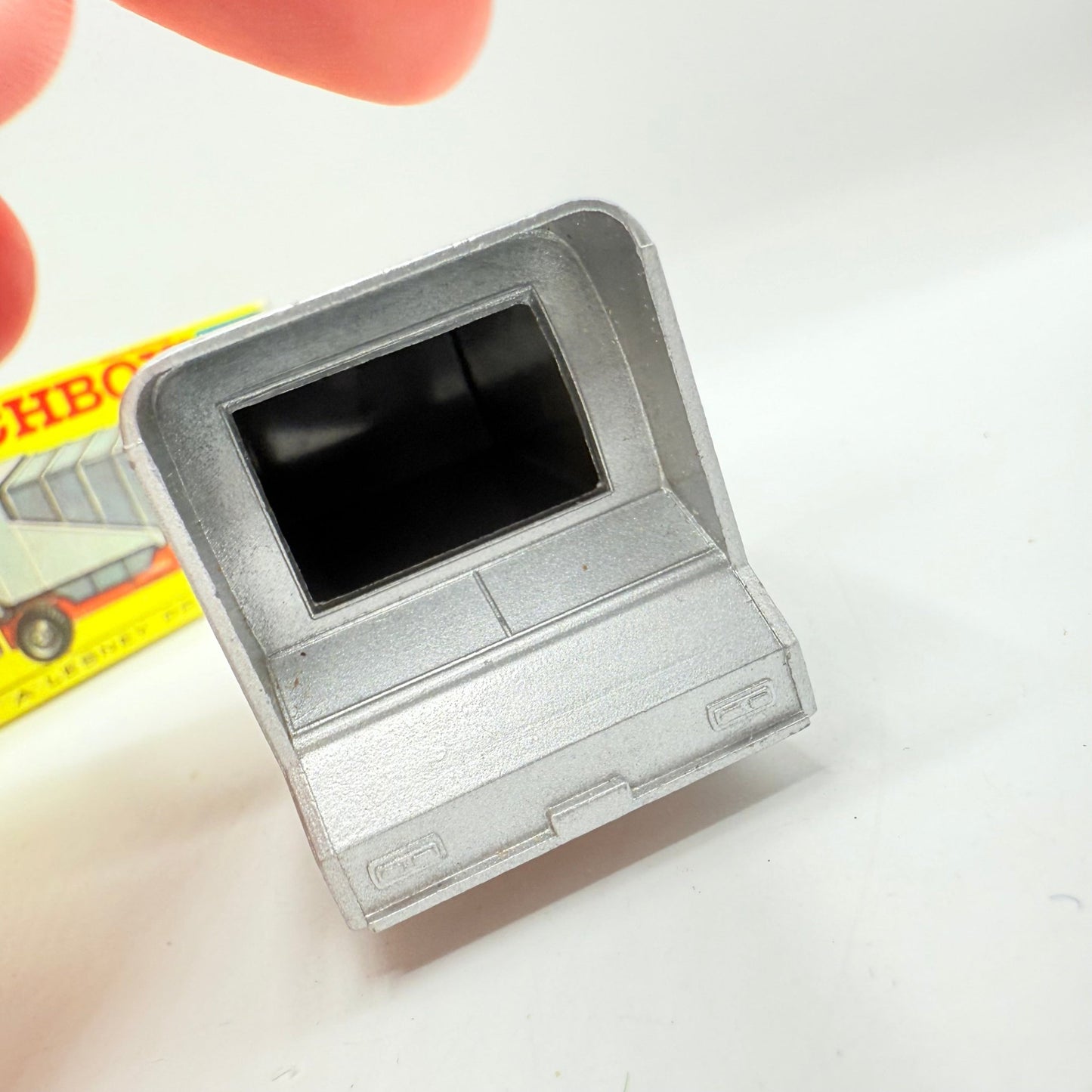 Matchbox Lesney 7c Ford D800 Refuse Truck - Magic Matchbox