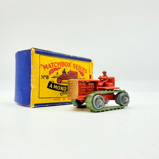 Matchbox Lesney 8a Caterpillar Tractor Orange with tracks - Magic Matchbox
