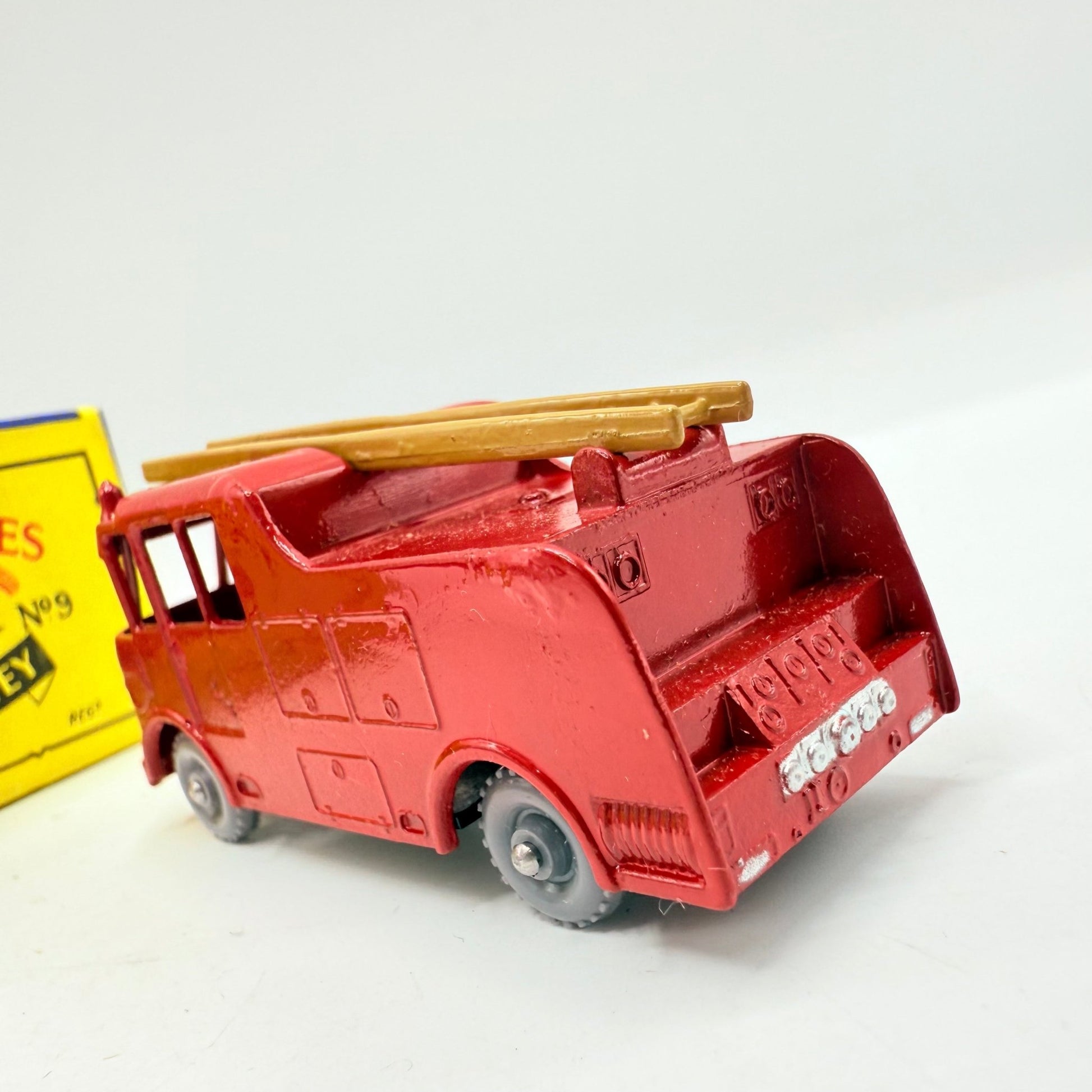 Matchbox Lesney 9c Merryweather Marquis Fire engine GPW - Magic Matchbox