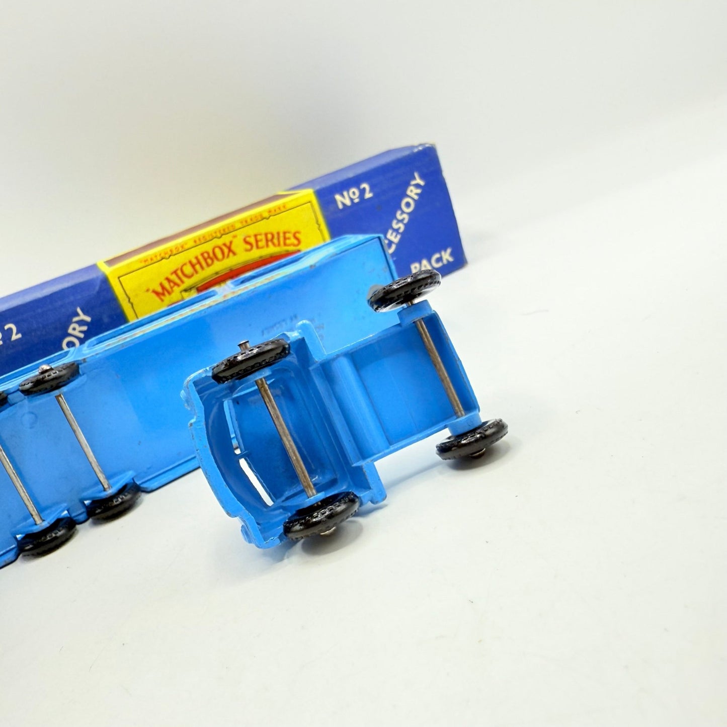 Matchbox Lesney A - 2 Car Transporter BLACK WHEELS - Magic Matchbox